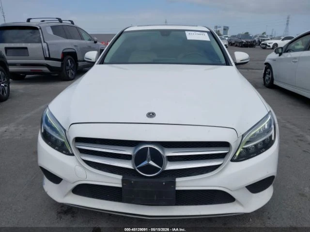 Mercedes-Benz C 300 4MATIC !!УНИКАТ!! #ПЪЛНО ОБОРУДВАНЕ# !ПАНОРАМА, снимка 2 - Автомобили и джипове - 55055215