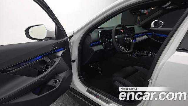 BMW 520, снимка 10 - Автомобили и джипове - 56077724