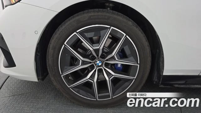 BMW 520, снимка 5 - Автомобили и джипове - 56077724