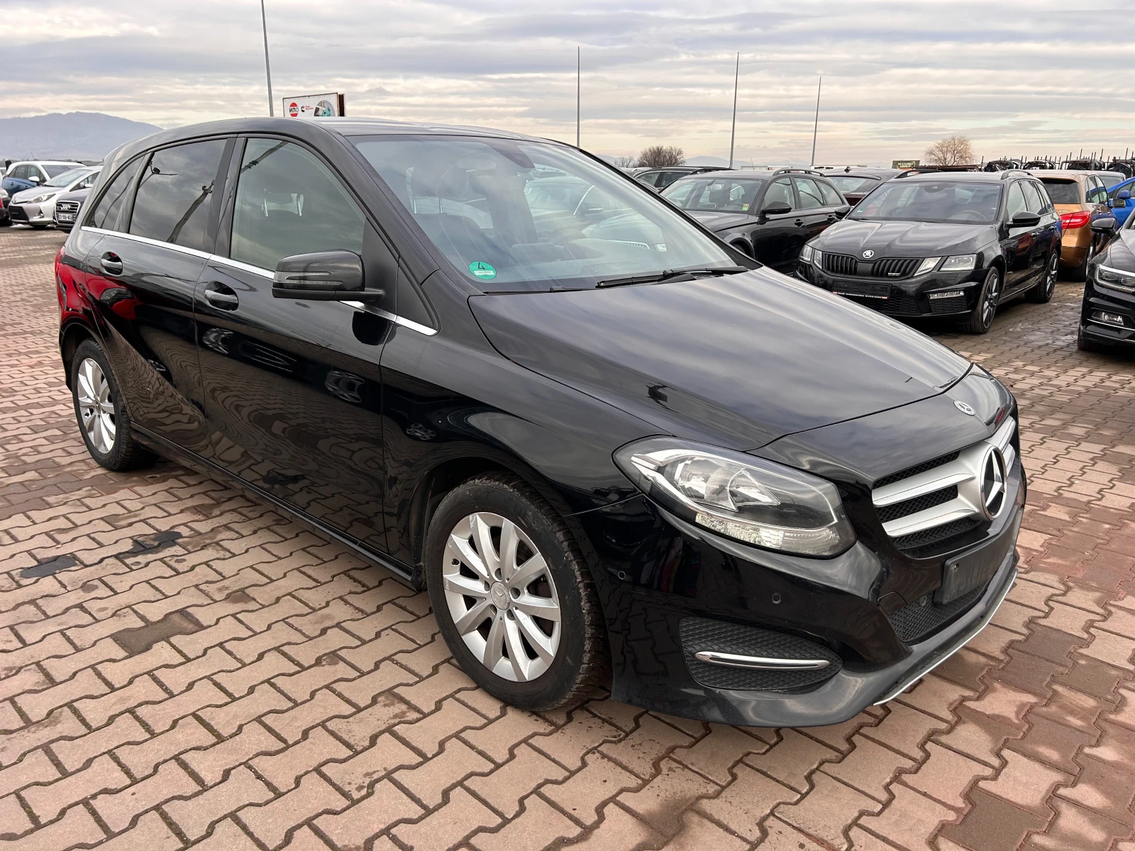 Mercedes-Benz B 180 CDI AVTOMAT/KOJA/NAVI  - изображение 4