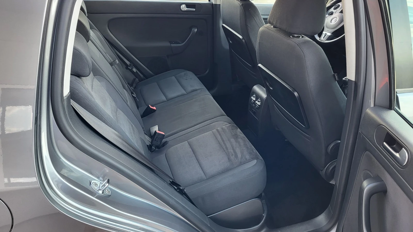 VW Golf Plus 2.0TDI-140 NAVI* HIGHLINE* 6 SKOROSTI* EU5 - изображение 8