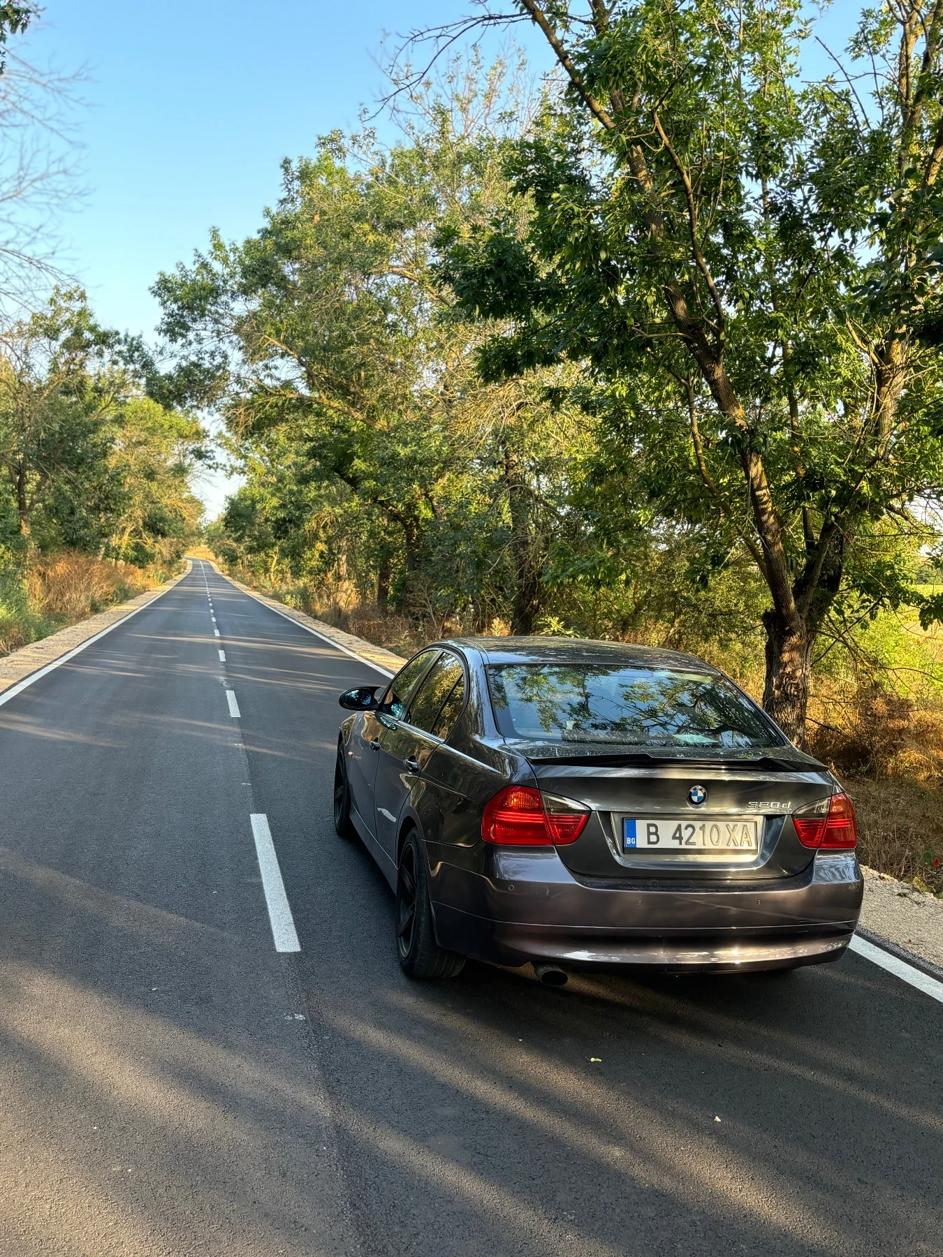 BMW 320 2.0D - изображение 6