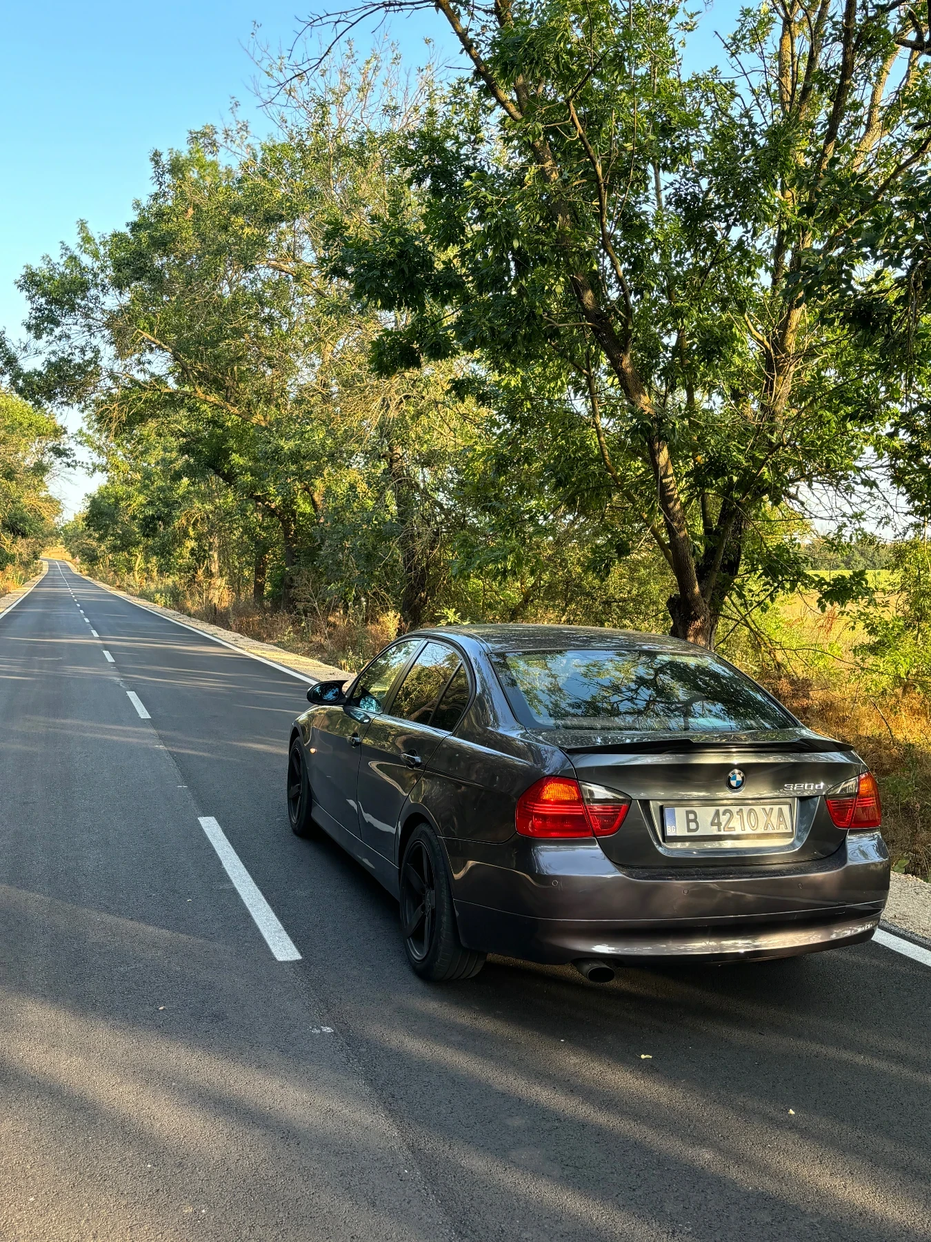 BMW 320 2.0D - изображение 7