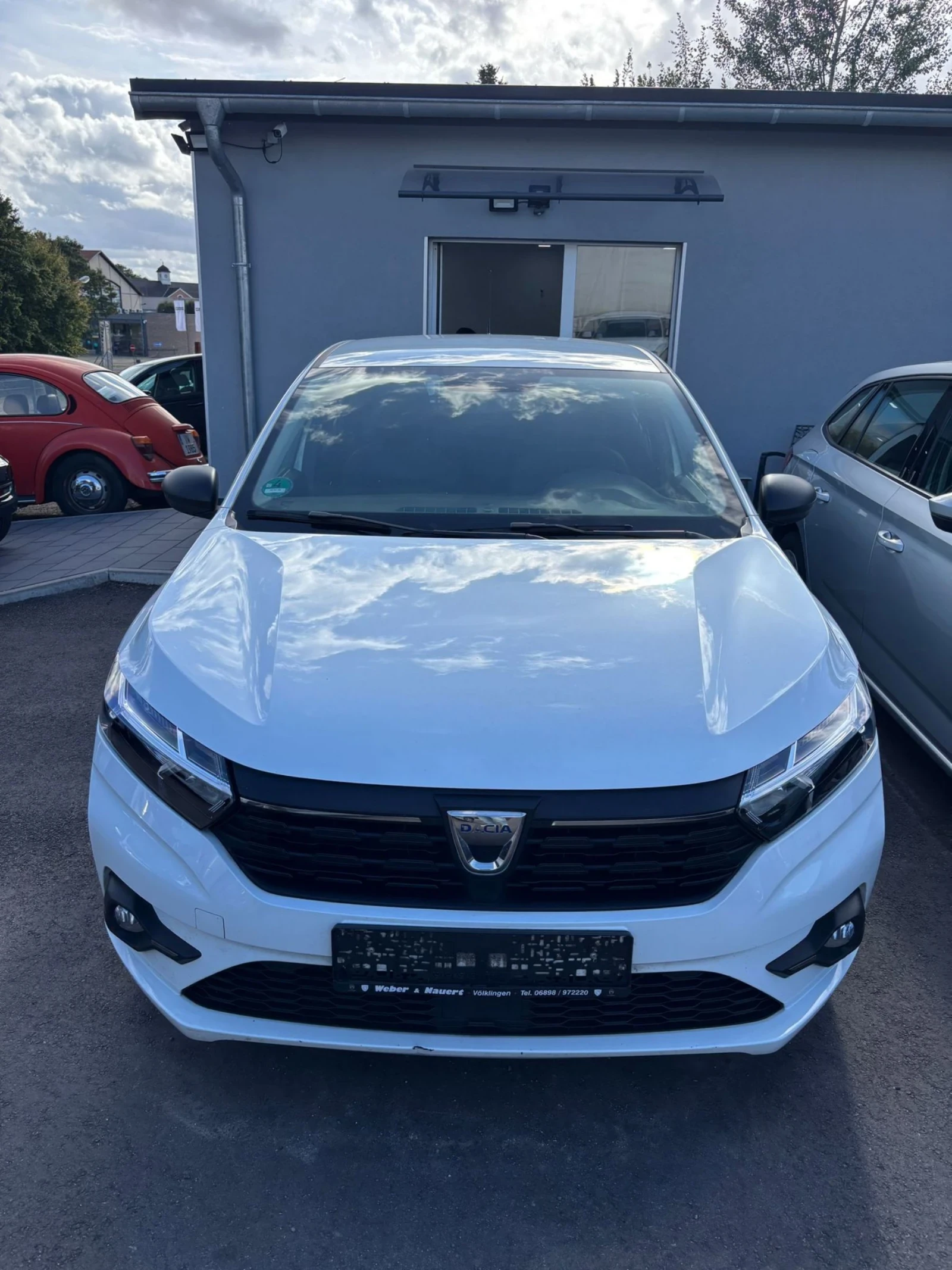 Dacia Sandero  - изображение 2
