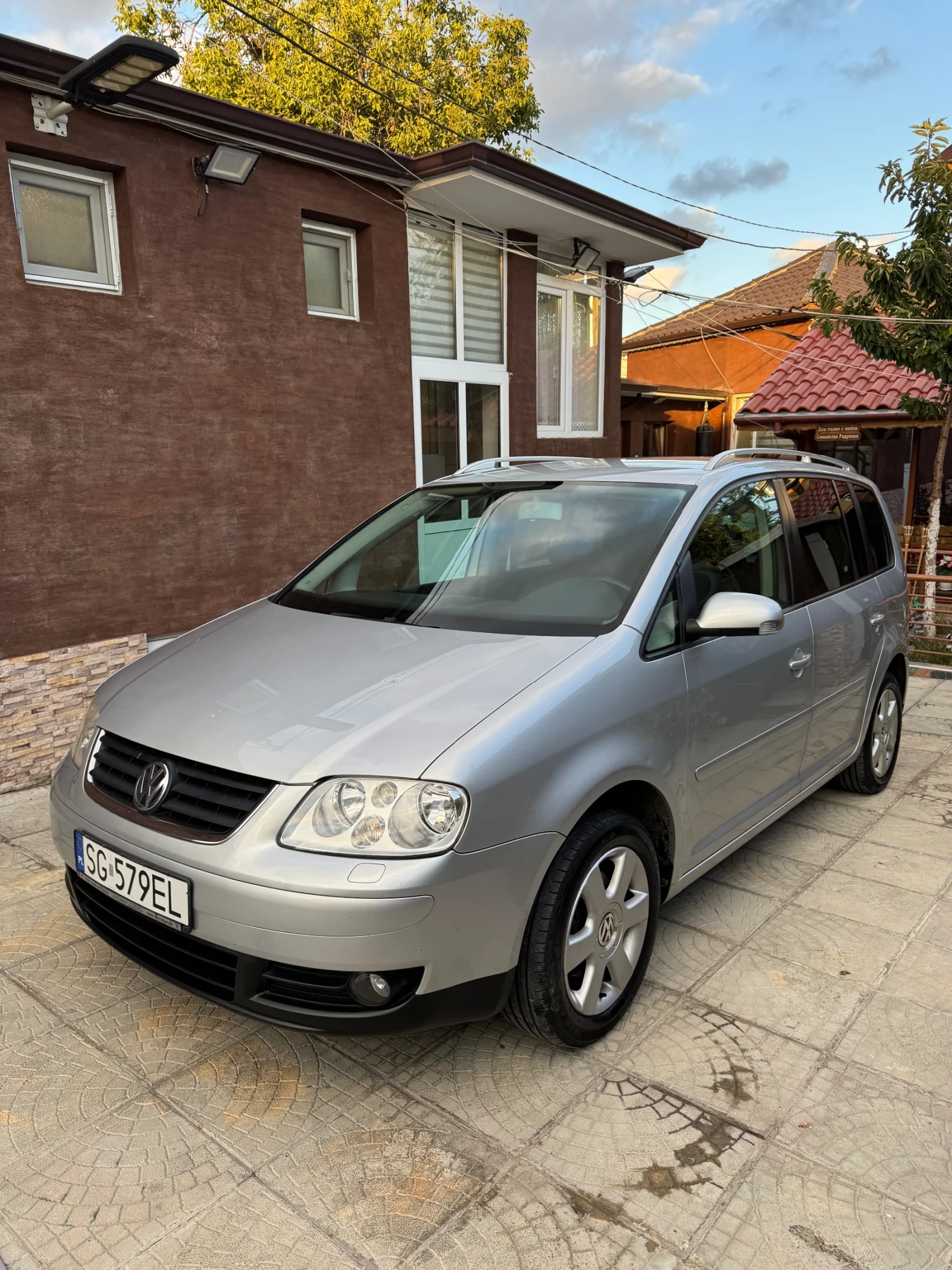 VW Touran 2.0 | Mobile.bg   1