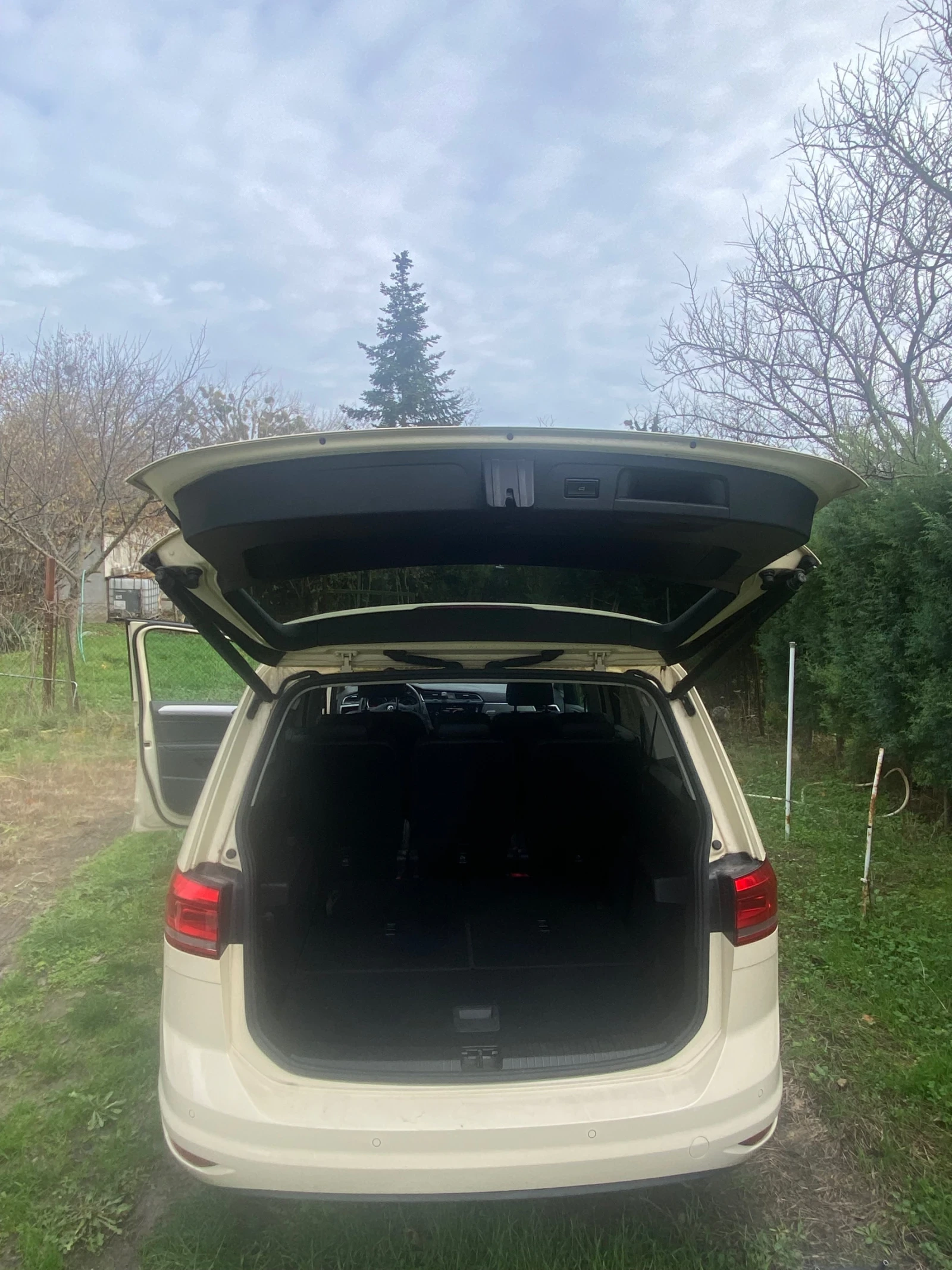 VW Touran  - изображение 9