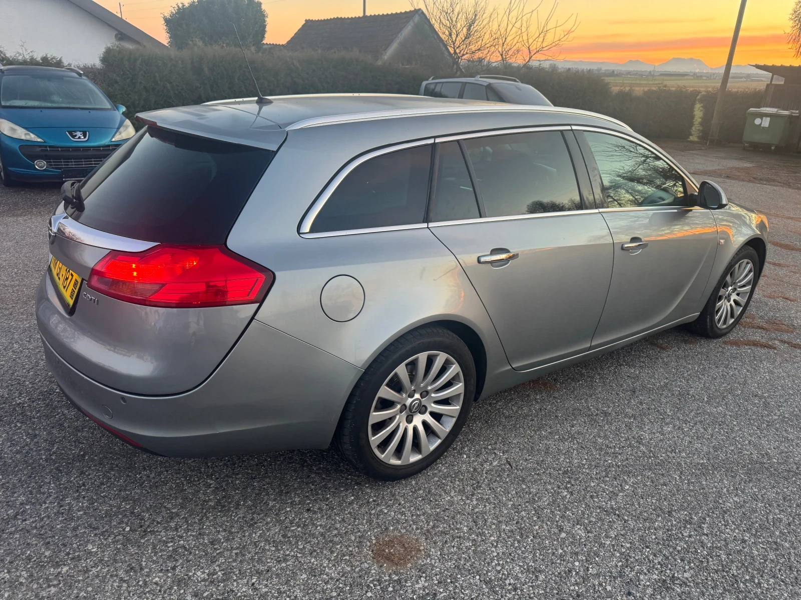 Opel Insignia 2.0D Automat | Mobile.bg � ����������� 15