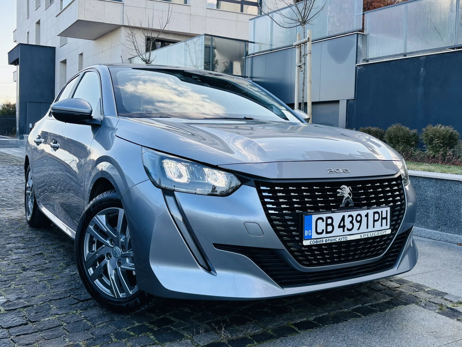 Peugeot 208 | 03.2020 | 42 000 км | България - изображение 8