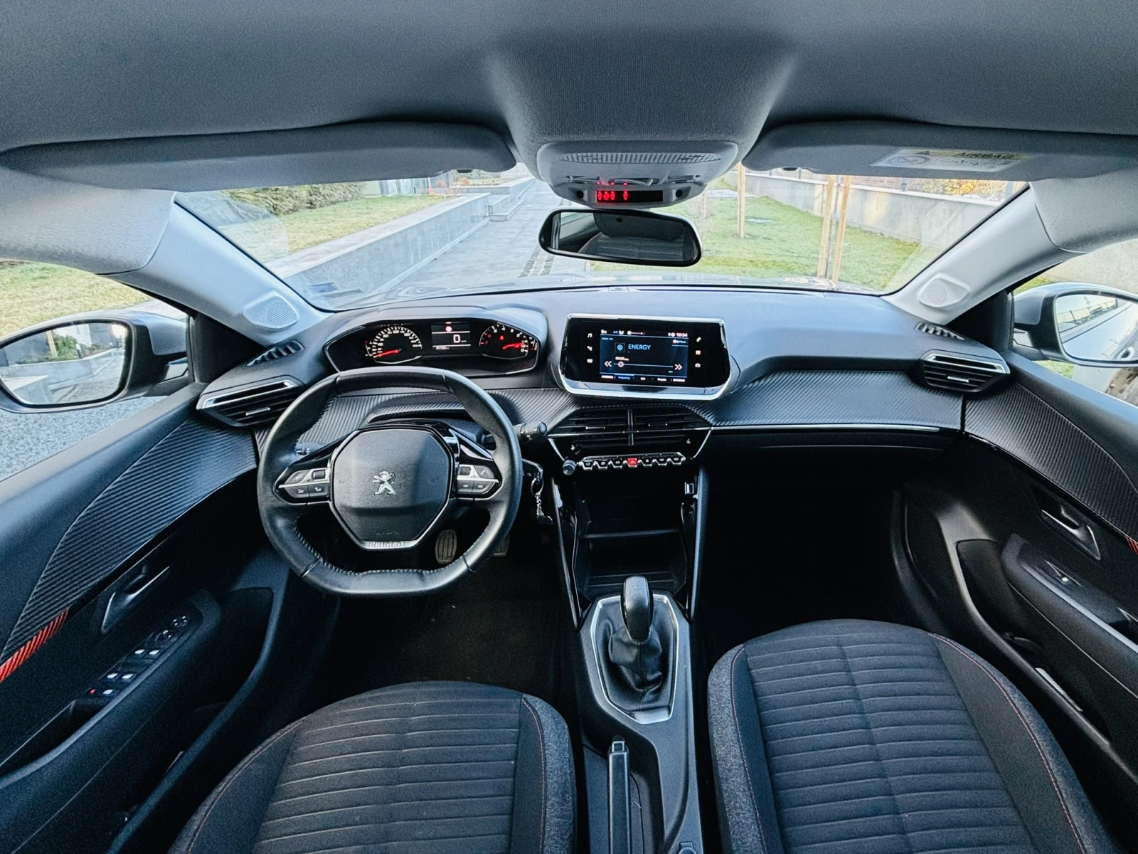 Peugeot 208 | 03.2020 | 42 000 км | България - изображение 7