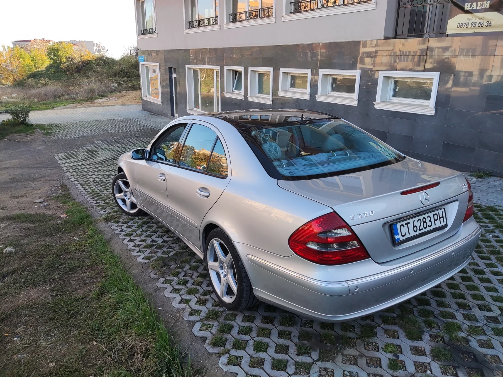 Mercedes-Benz E 220 Авангард - изображение 3