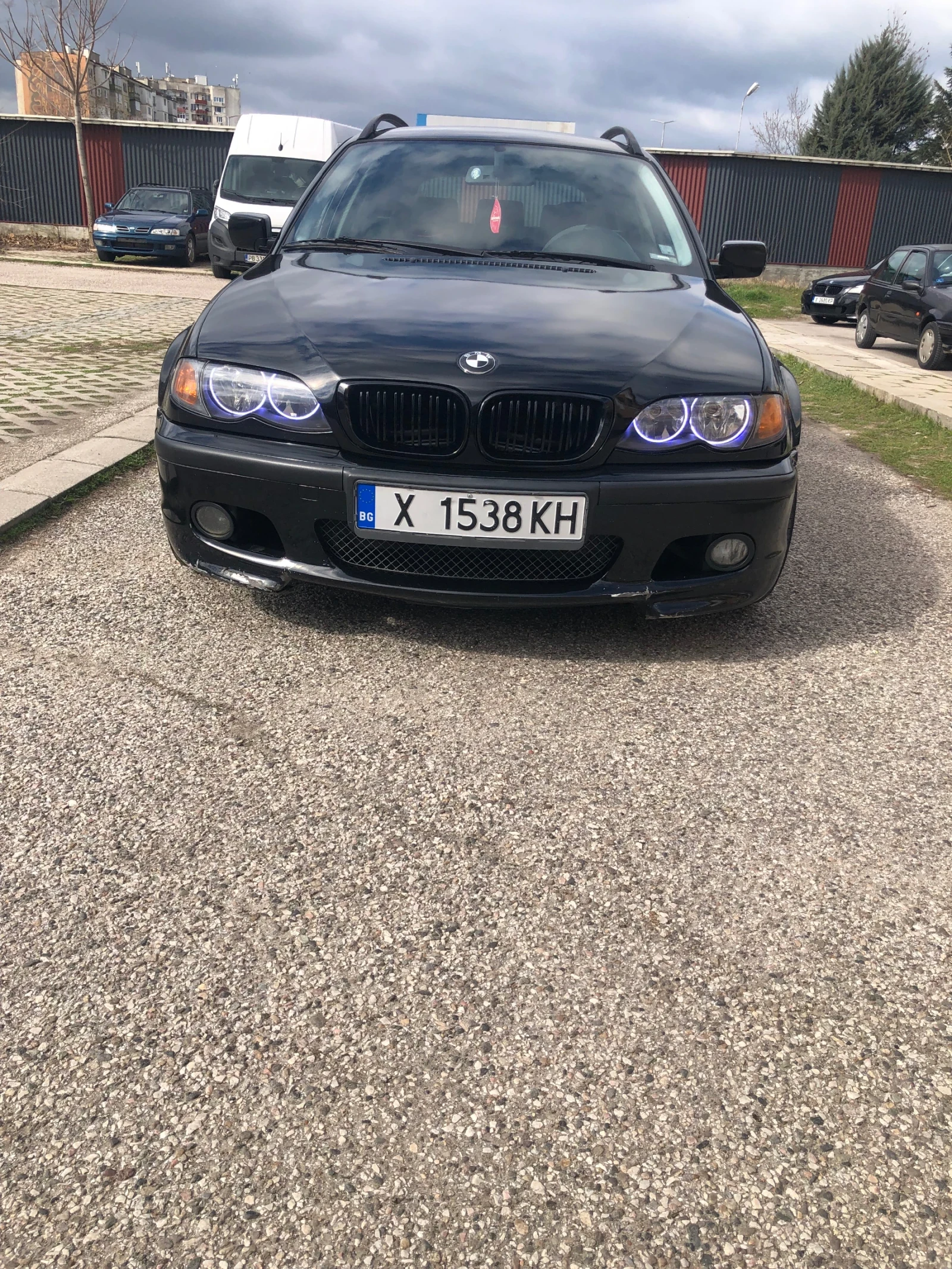 BMW 318, снимка 2 - Автомобили и джипове - 54011352