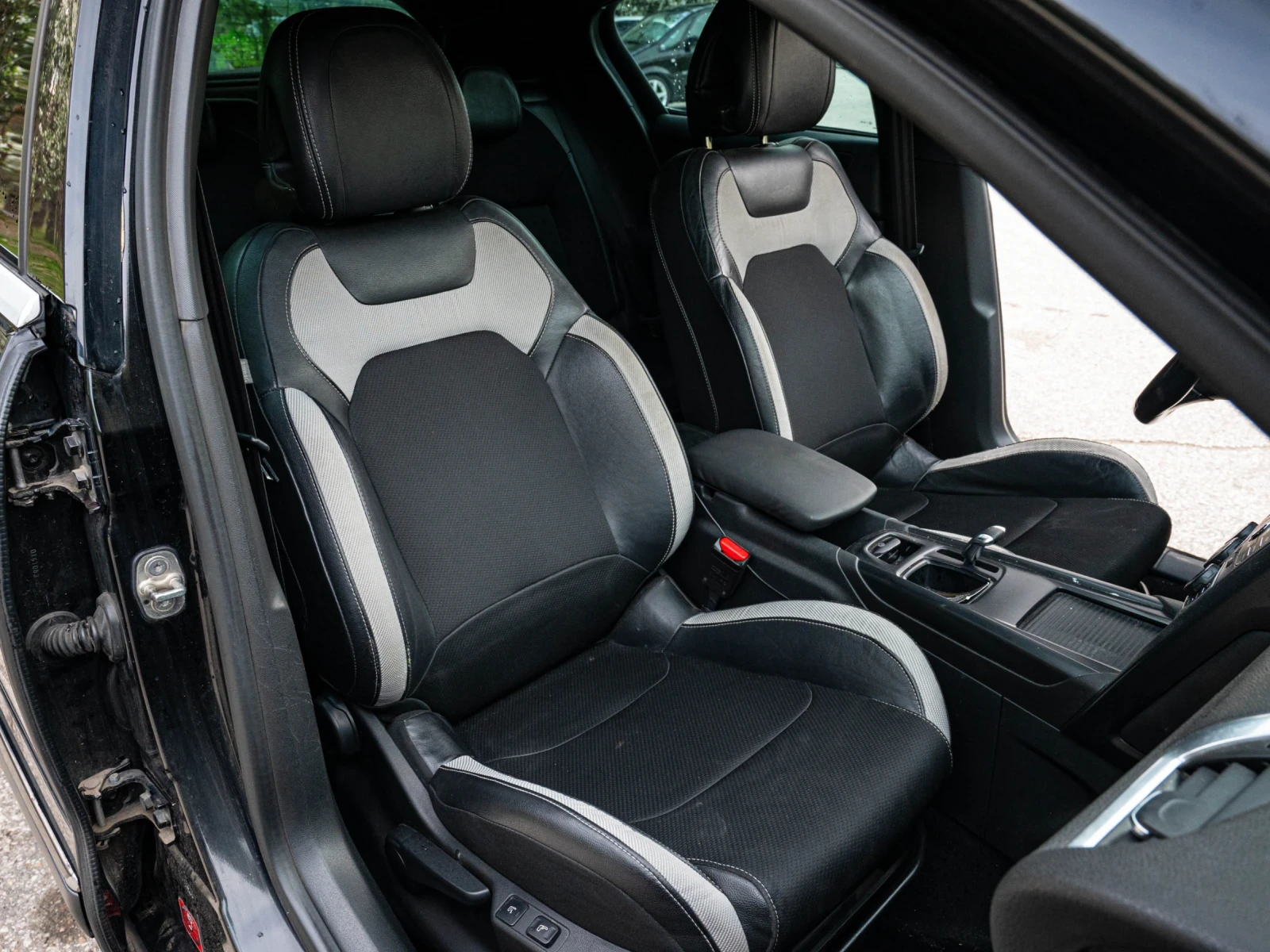 Citroen DS4, снимка 11 - Автомобили и джипове - 54253585