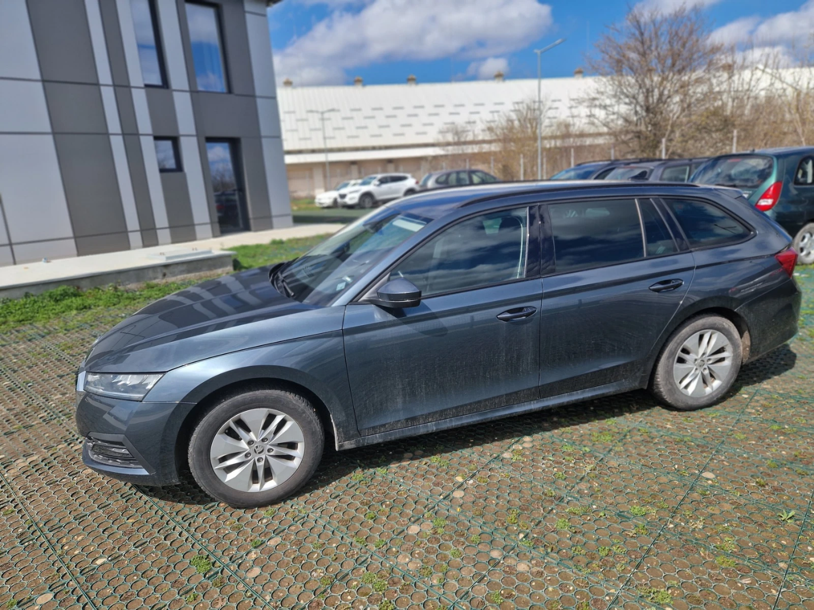 Skoda Octavia, снимка 2 - Автомобили и джипове - 54331127