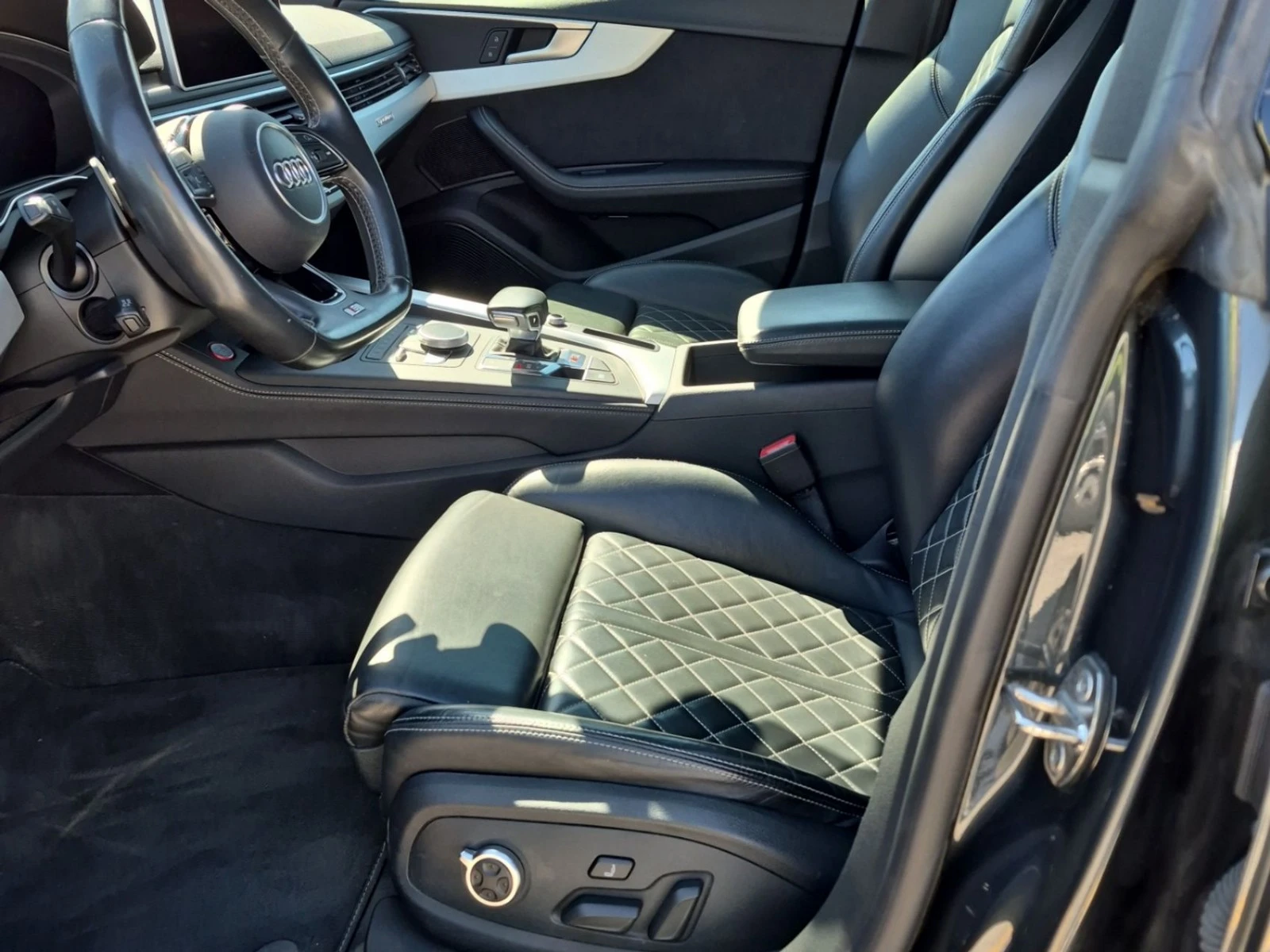 Audi S5 SPORTBACK* Technik* АвтоКредит* (ЦЕНА ДО БГ), снимка 10 - Автомобили и джипове - 54330833