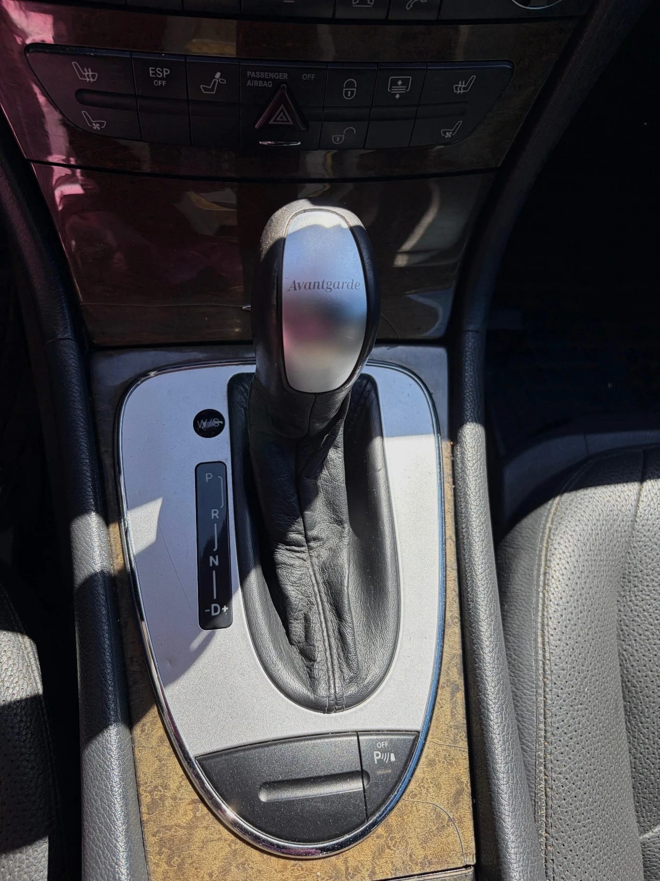 Mercedes-Benz E 320, снимка 7 - Автомобили и джипове - 54380716