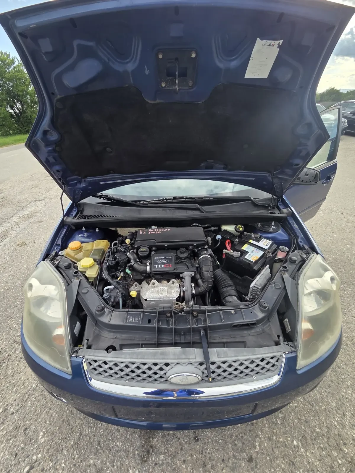 Ford Fiesta 1400, снимка 8 - Автомобили и джипове - 54439894