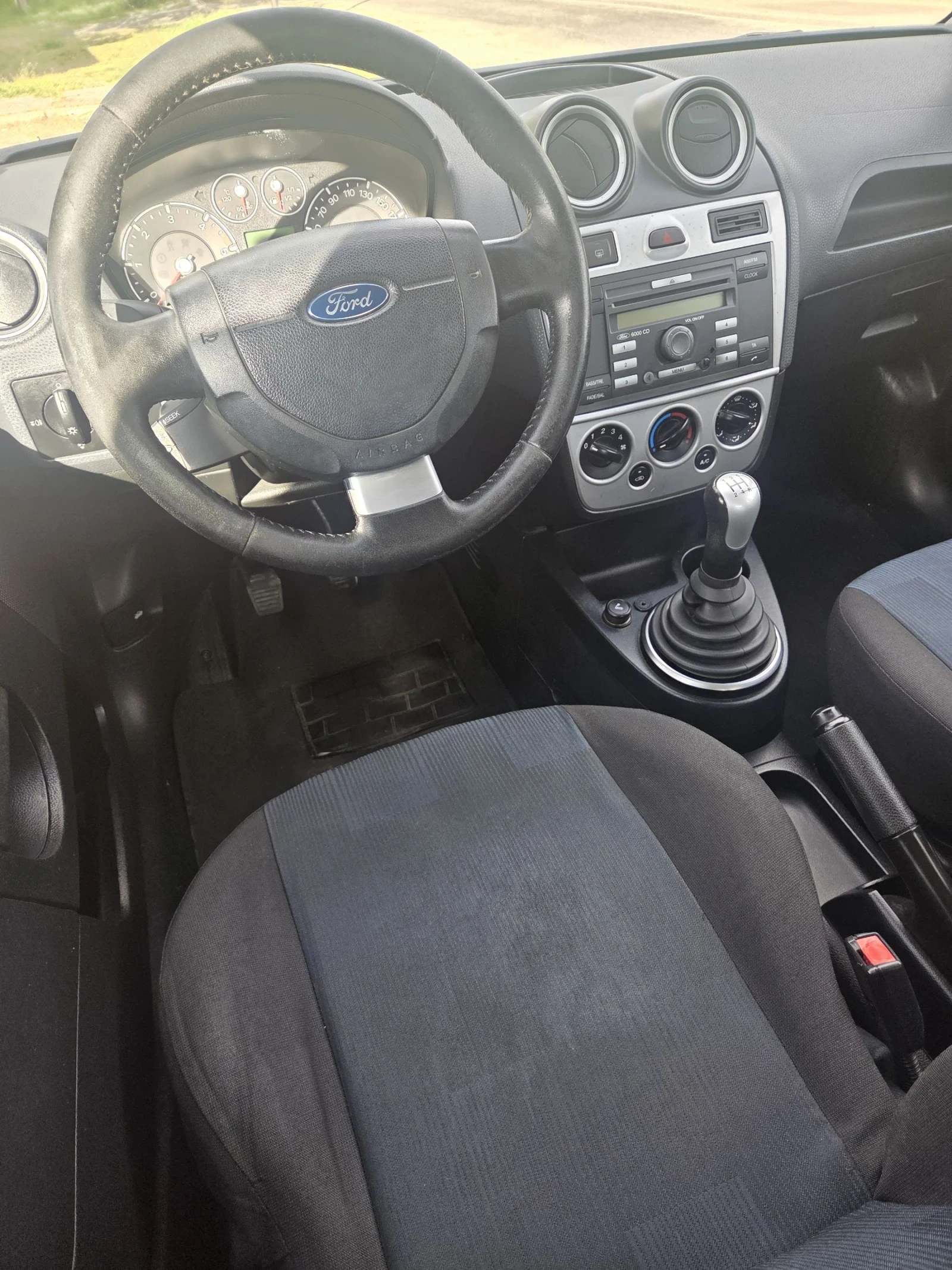 Ford Fiesta 1400, снимка 13 - Автомобили и джипове - 54439894