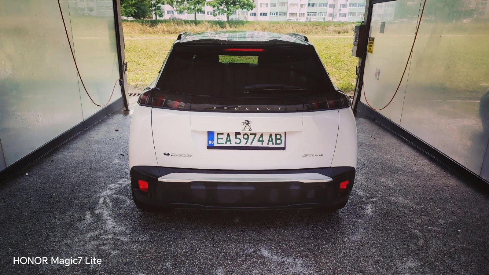 Peugeot 2008 GT 57kw, снимка 3 - Автомобили и джипове - 54808408