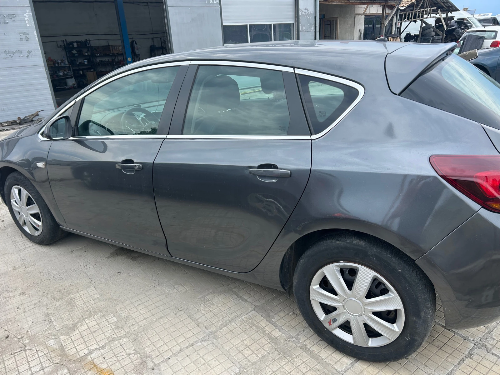 Opel Astra 1.7 Най добрия мотор, снимка 5 - Автомобили и джипове - 54947970