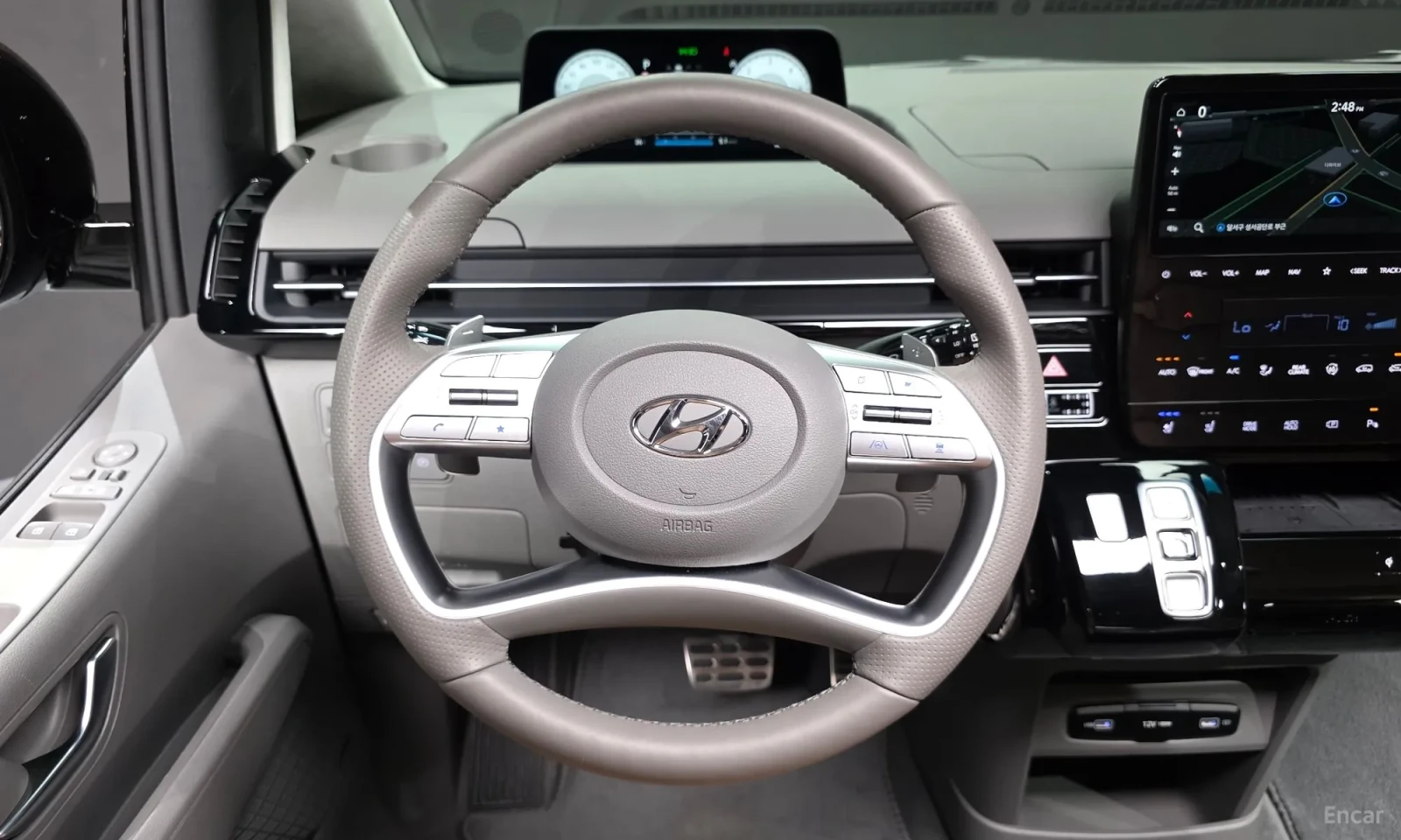 Hyundai Starex 4WD* 9SEATER* LIMOUSINE* 6000KM!!!!* LOUNGEINSPIRA, снимка 12 - Автомобили и джипове - 55102015