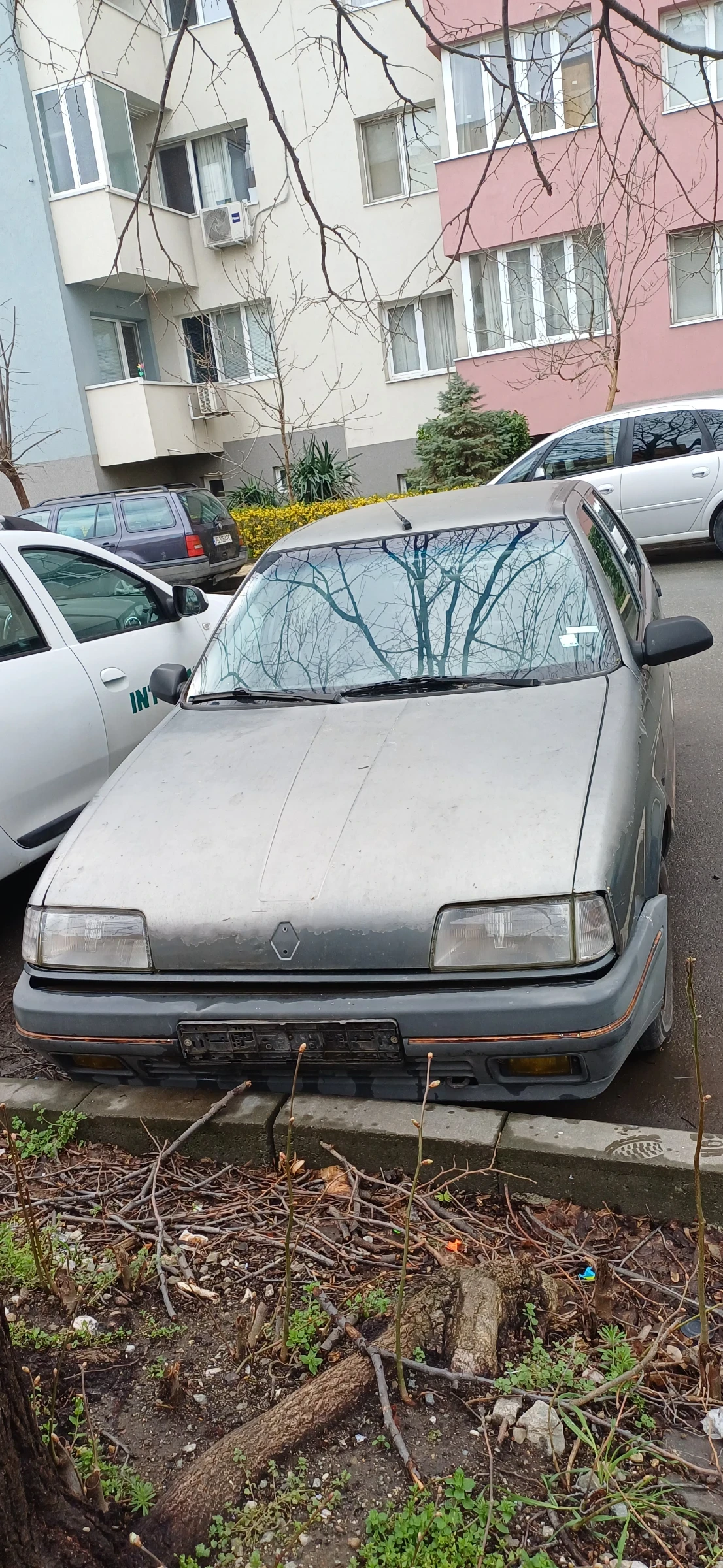 Renault 19, снимка 3 - Автомобили и джипове - 55151040