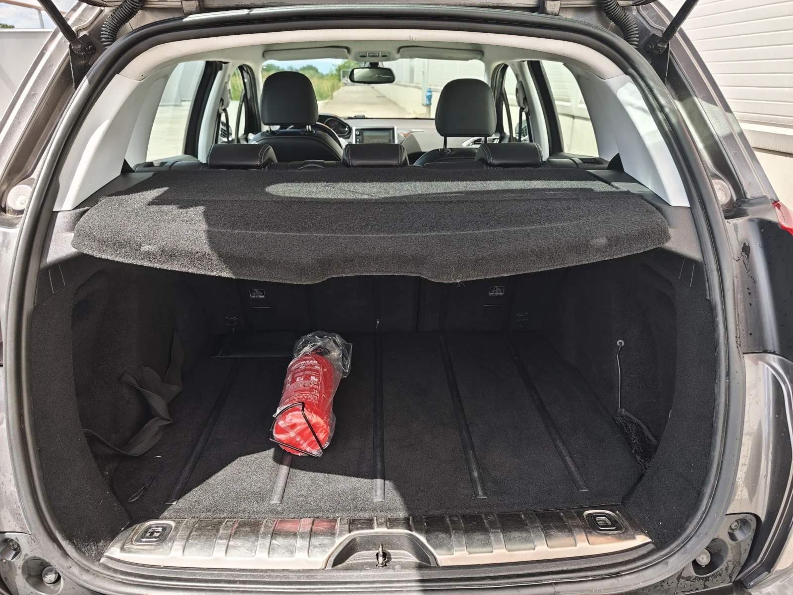 Peugeot 2008, снимка 5 - Автомобили и джипове - 55301034