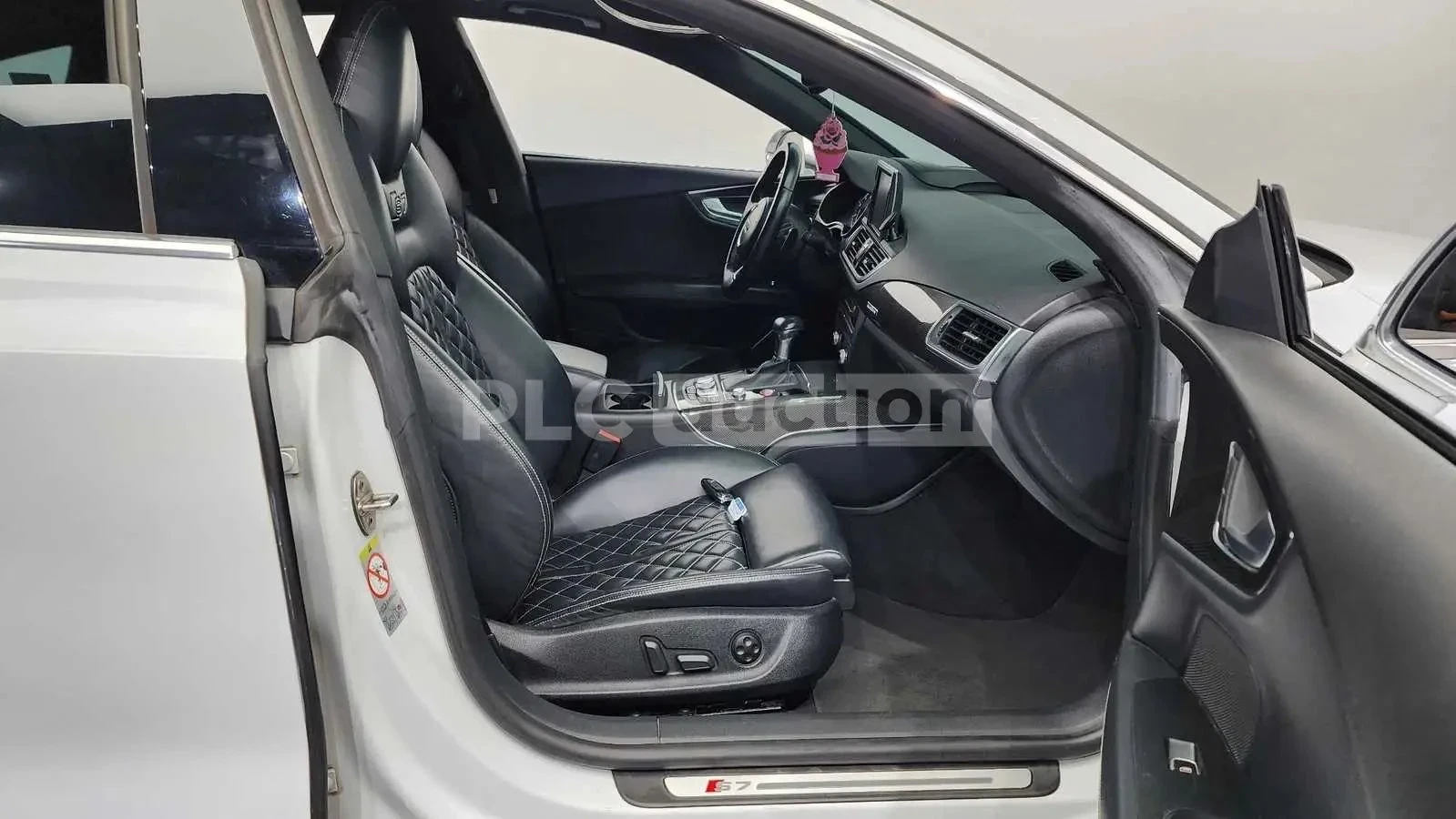 Audi S7, снимка 7 - Автомобили и джипове - 55450912