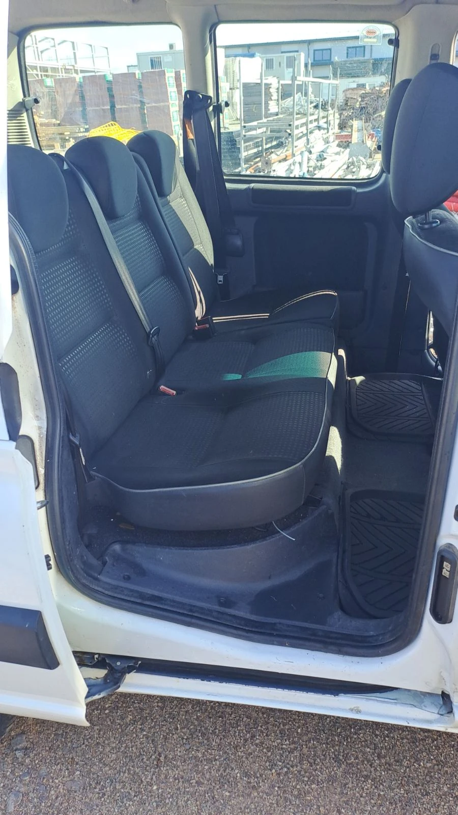Peugeot Partner 1.6 HDI, снимка 4 - Автомобили и джипове - 55455841