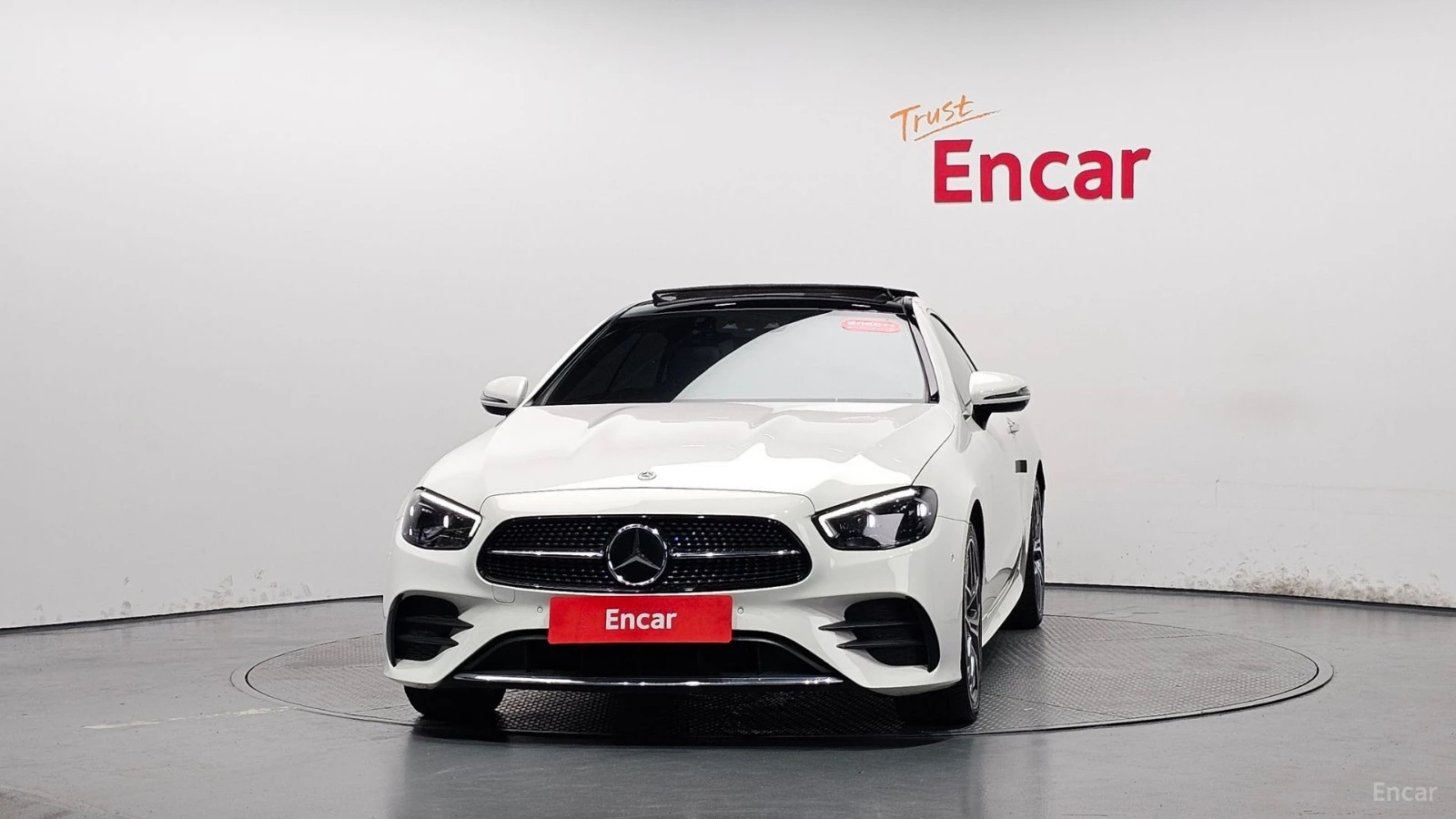 Mercedes-Benz E 300 d* 4MATIC* DISTRONIC* ПОДГРЕВ* ОБДУХВАНЕ* КАМЕРА* , снимка 2 - Автомобили и джипове - 55513031
