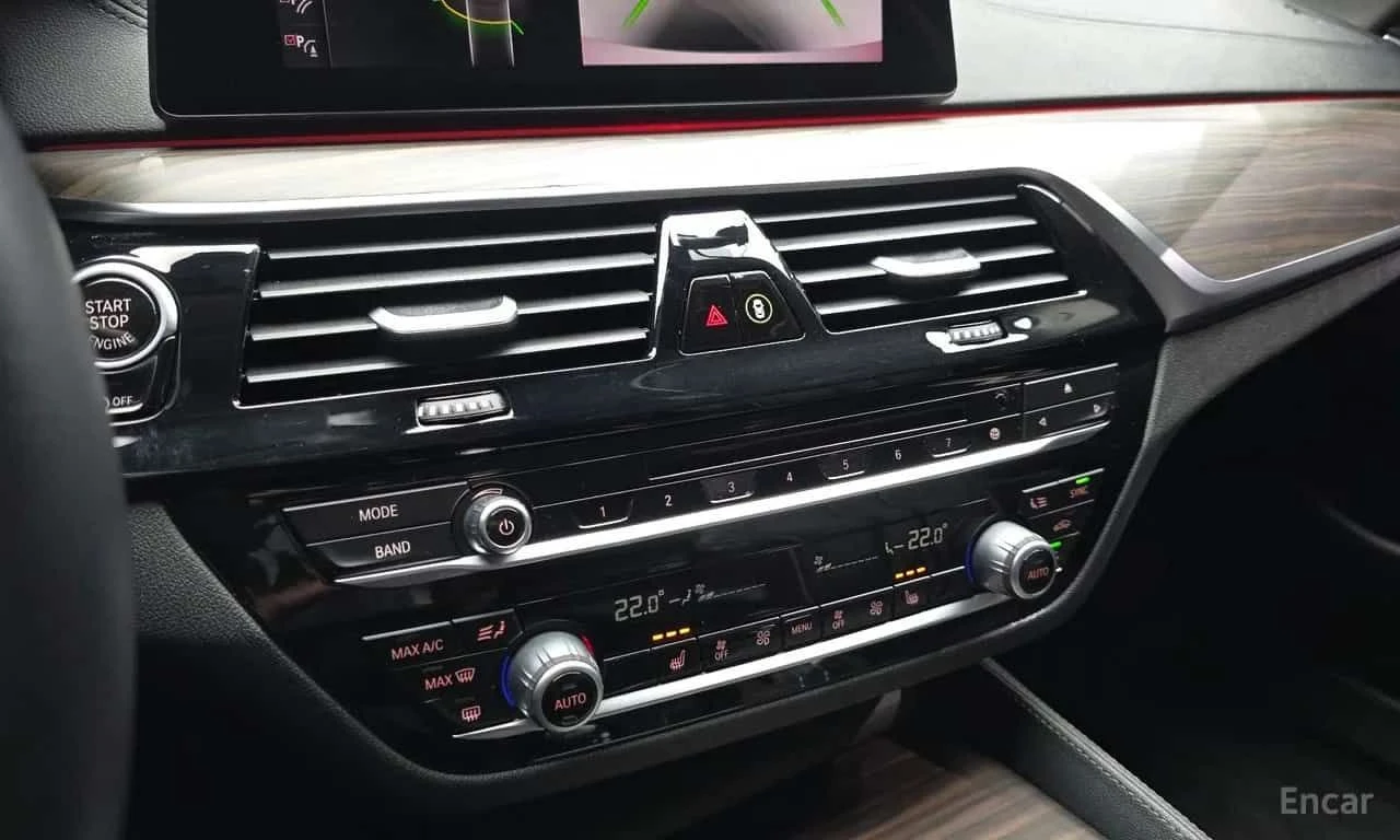 BMW 530 КРАЙНА ЦЕНА ДО БЪЛГАРИЯ * АВТОКРЕДИТ, снимка 16 - Автомобили и джипове - 55571968