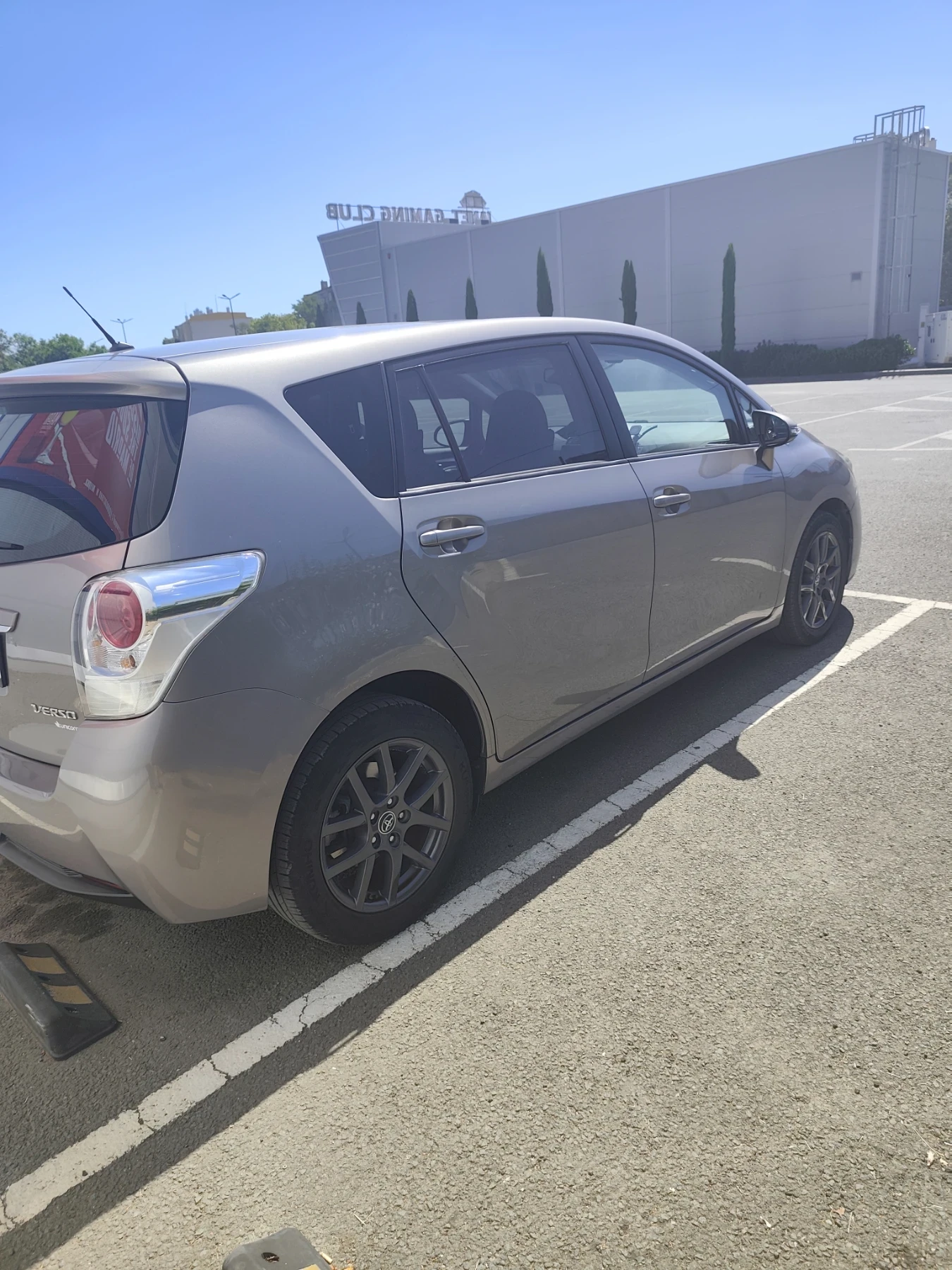 Toyota Verso 1.6 112 к 2.0 2015г, снимка 14 - Автомобили и джипове - 56004834