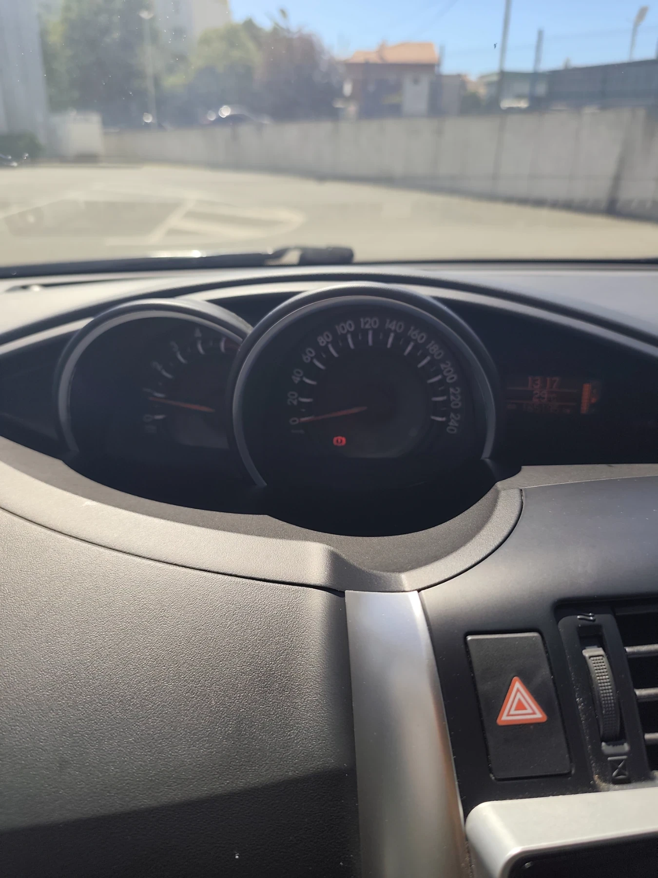 Toyota Verso 1.6 112 к 2.0 2015г