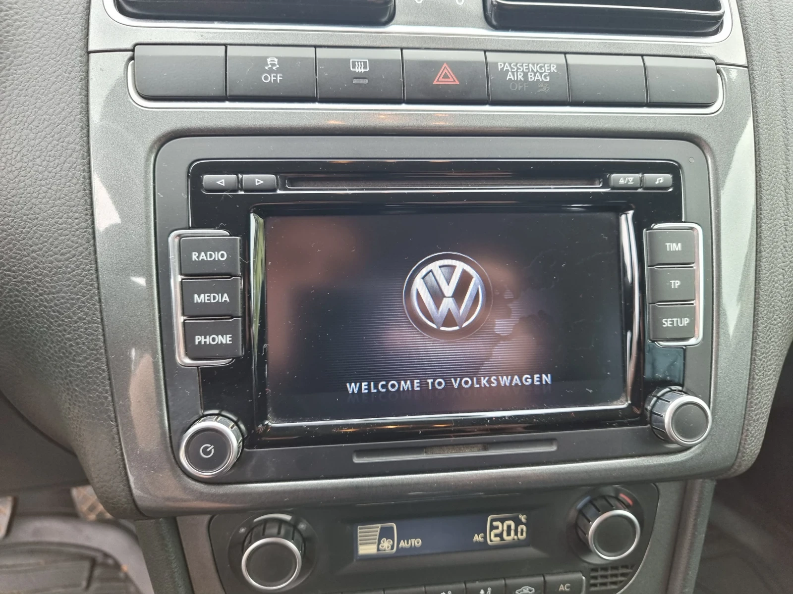 VW Polo 1.2TSI, снимка 11 - Автомобили и джипове - 56061413
