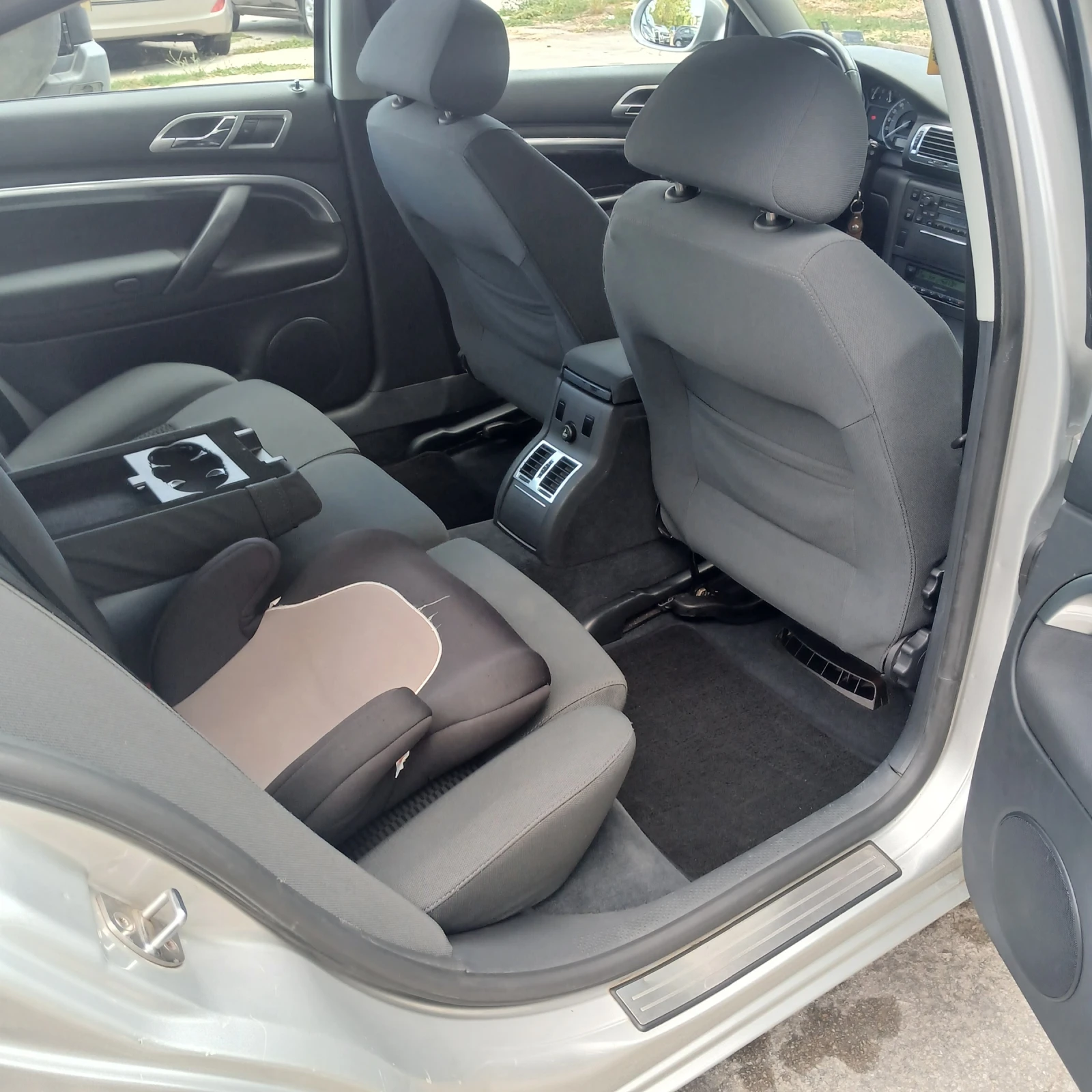 Skoda Superb 6 СКОРОСТИ , снимка 14 - Автомобили и джипове - 56049589
