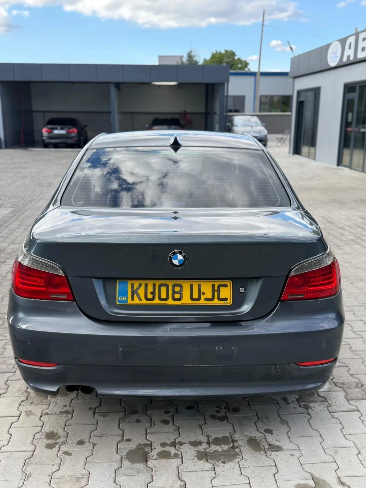 BMW 525 Facelift , снимка 2 - Автомобили и джипове - 56058468