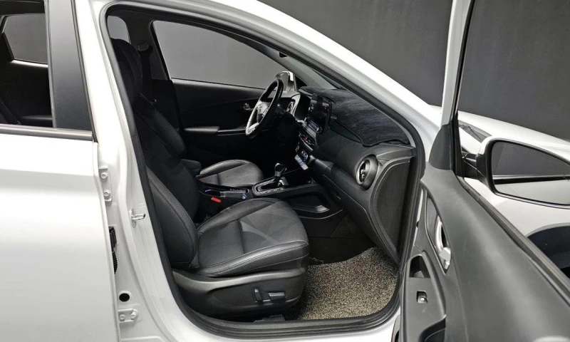 Hyundai Kona Gasoline 1.6 Turbo 2WD Inspiration, снимка 11 - Автомобили и джипове - 52112875
