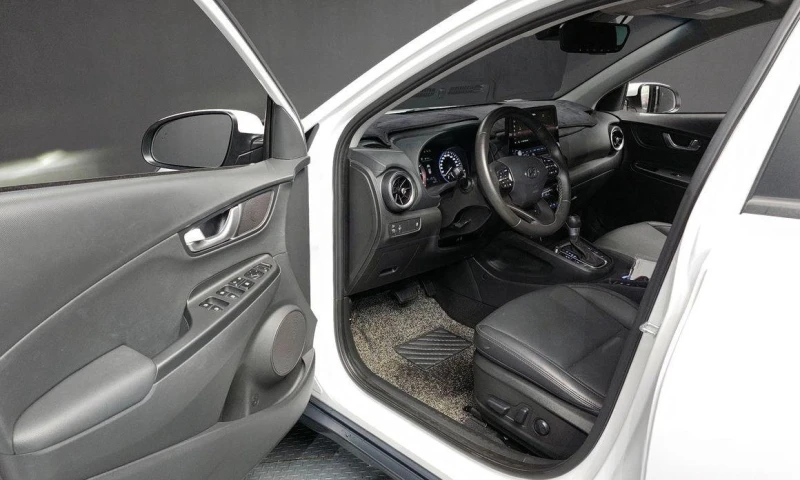 Hyundai Kona Gasoline 1.6 Turbo 2WD Inspiration, снимка 10 - Автомобили и джипове - 52112875