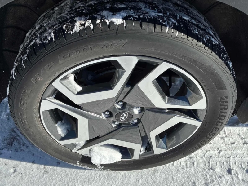 Hyundai Palisade 2023 Preferred * CARFAX * БЕЗ ПЪРВОНАЧАЛНА ВНОСКА, снимка 16 - Автомобили и джипове - 53201472