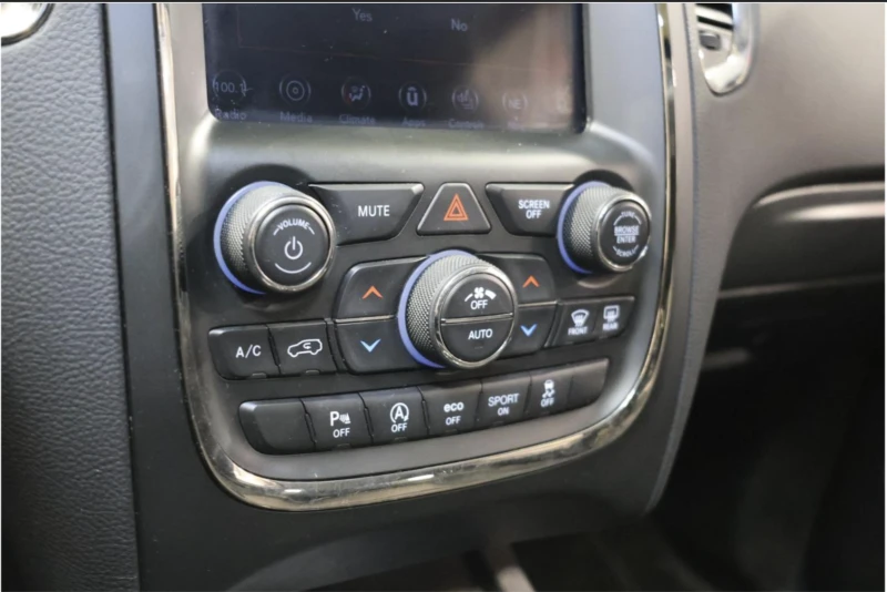 Dodge Durango GT* 3.6* V6* 8ZF* ПОДГРЕВ* КАМЕРА* КЕЙЛЕС* LANE* A, снимка 11 - Автомобили и джипове - 53362173