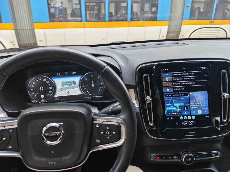 Volvo XC40 2018 AWD, снимка 12 - Автомобили и джипове - 53564001