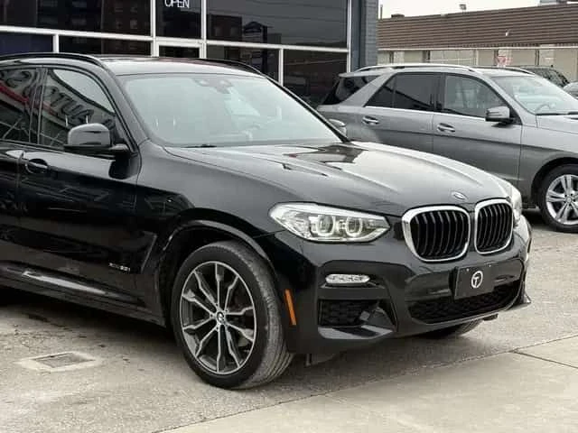 BMW X3 * PREMIUM PKG | PANO | ПОДГРЕВИ | * CARFAX * , снимка 8 - Автомобили и джипове - 53535703