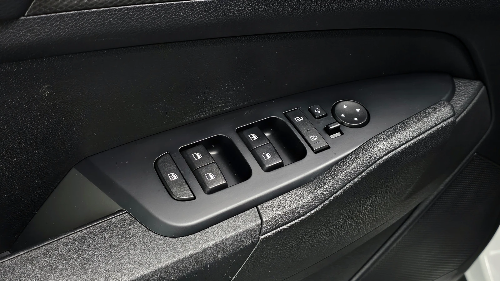 Kia Sportage 2.0 LPI  GAS | Mobile.bg   17