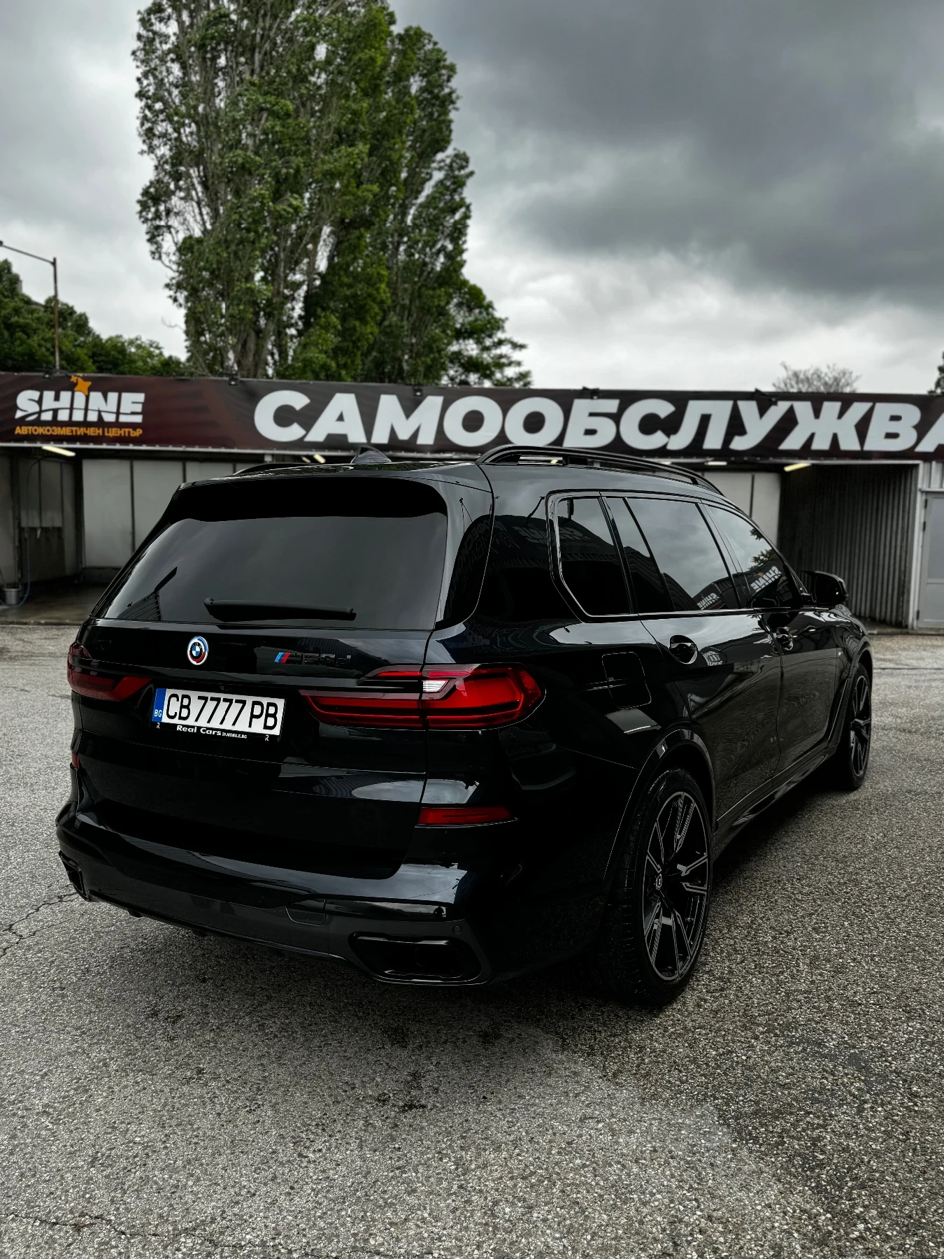 BMW X7 M50D - изображение 5