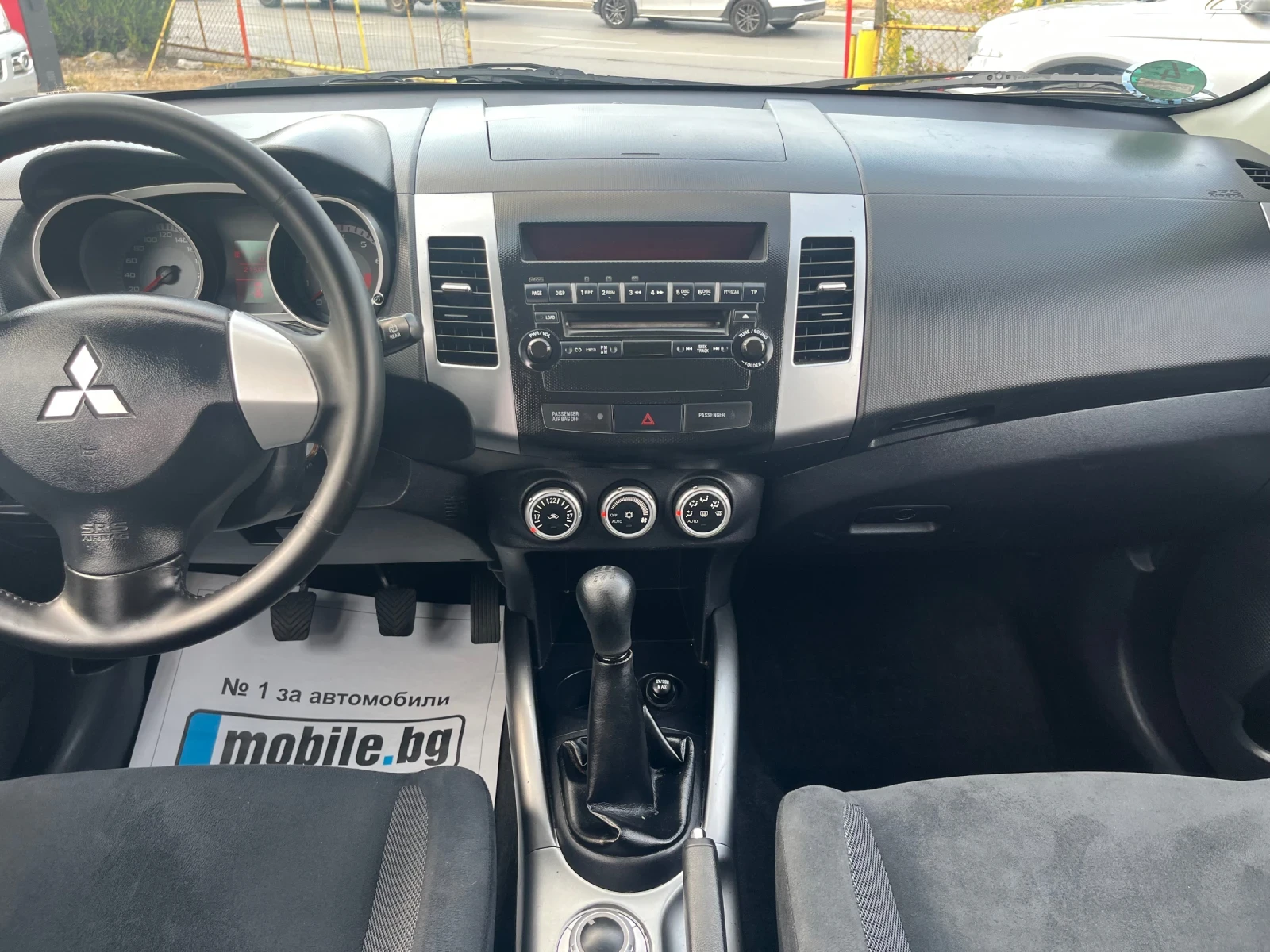 Mitsubishi Outlander 2.4-170k.c 4x4 - изображение 8