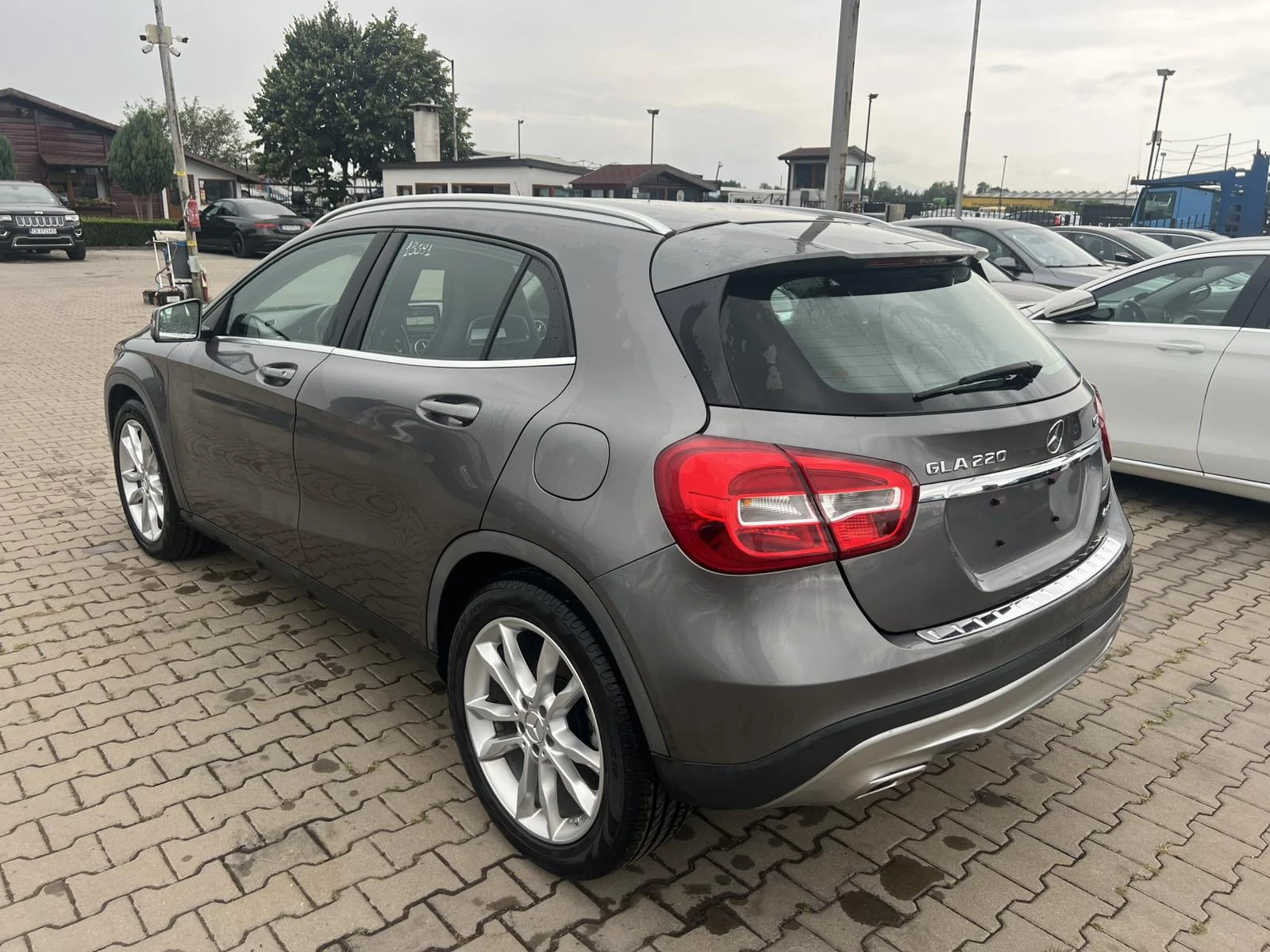 Mercedes-Benz GLA 220 CDI 4MATIC AVTOMAT - изображение 6
