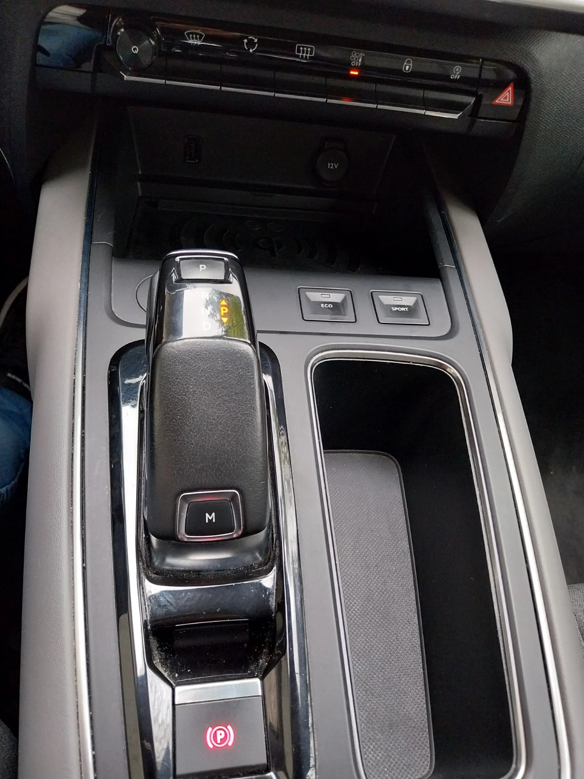 Citroen C5 Aircross  1.5 Blue Hdi -Сменени валове+ верига , снимка 10 - Автомобили и джипове - 54403246