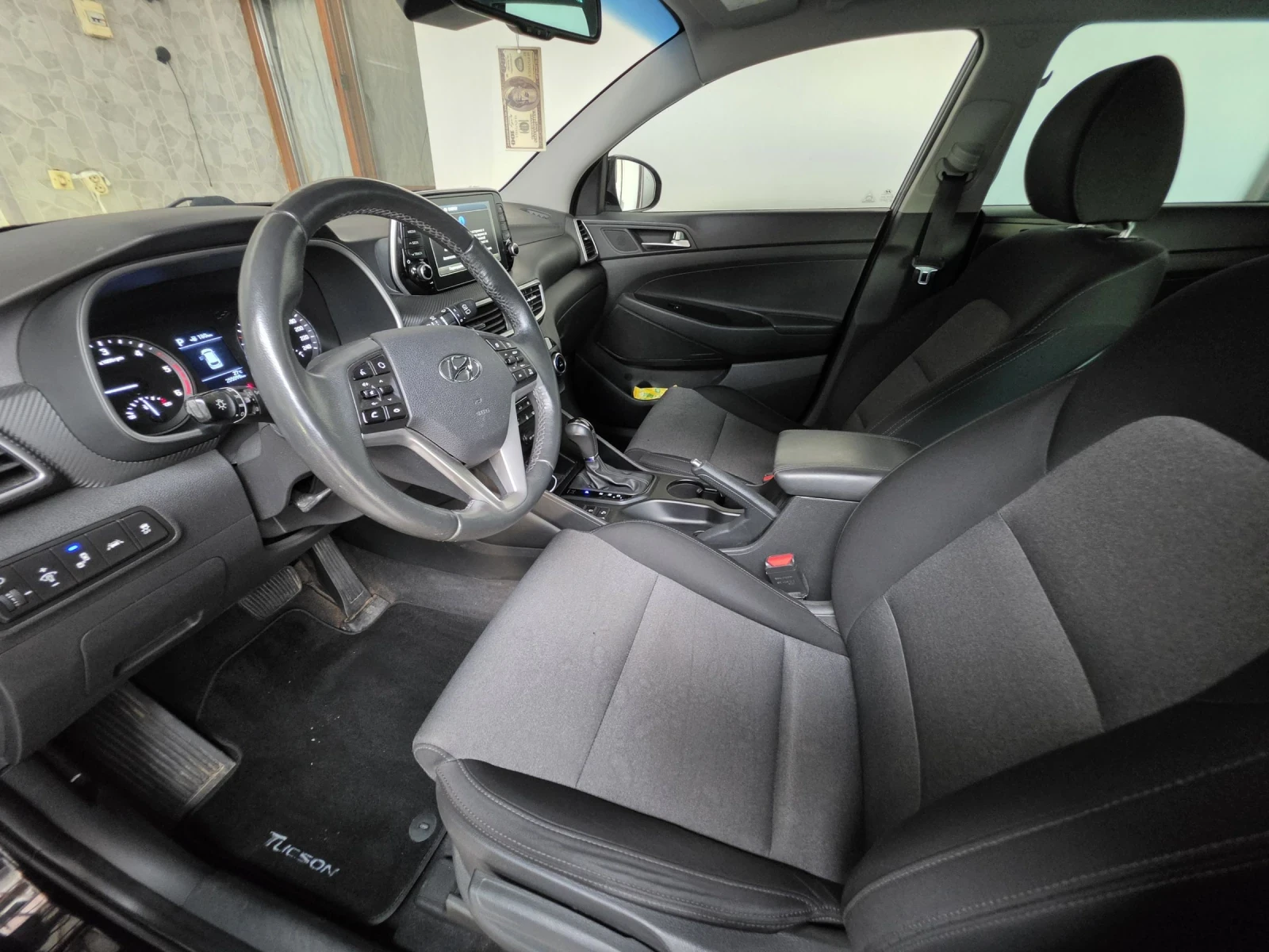 Hyundai Tucson 1.6crdi Фейс Панорама, снимка 10 - Автомобили и джипове - 54789984
