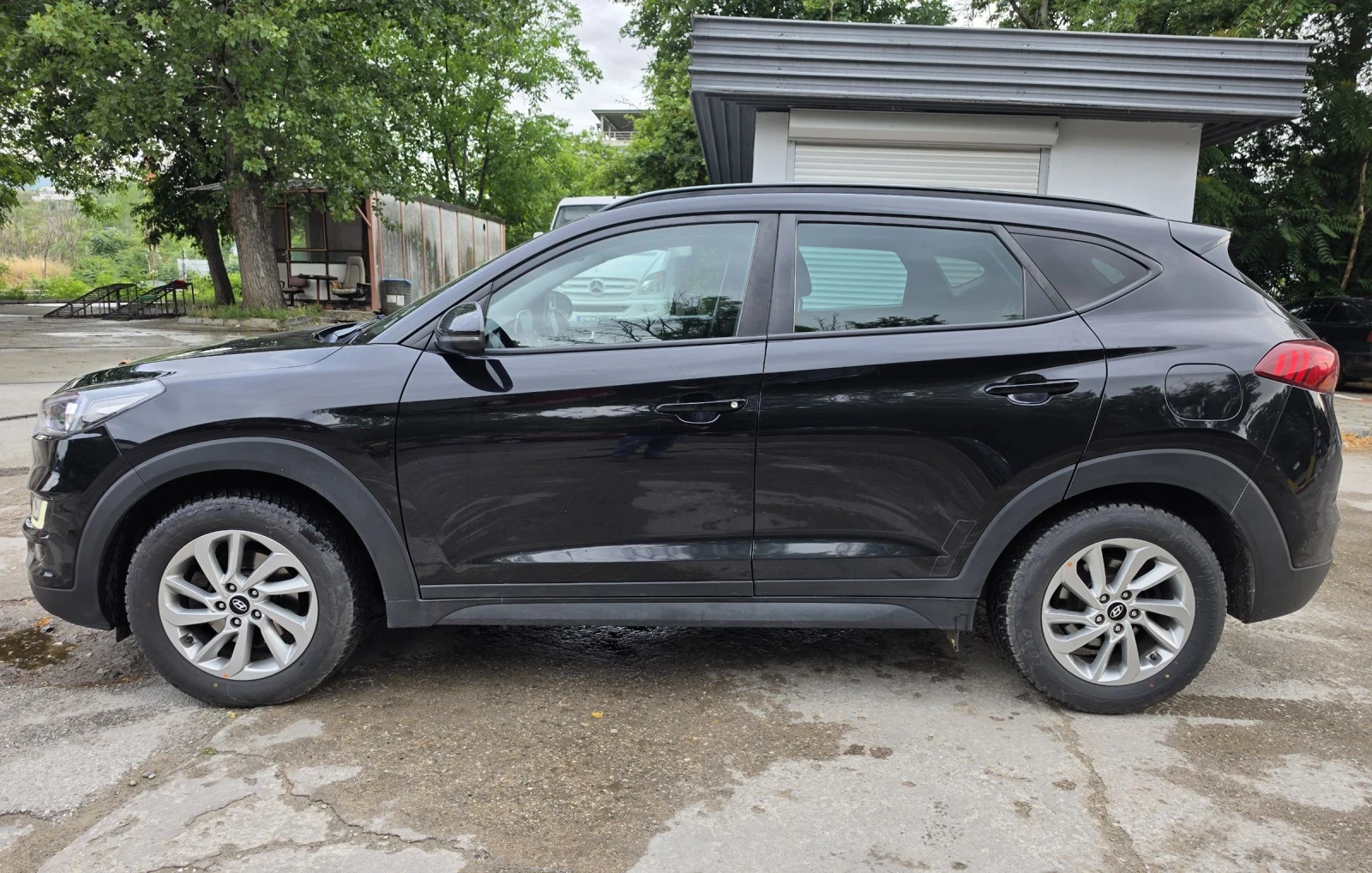 Hyundai Tucson 1.6crdi Фейс Панорама, снимка 4 - Автомобили и джипове - 54789984
