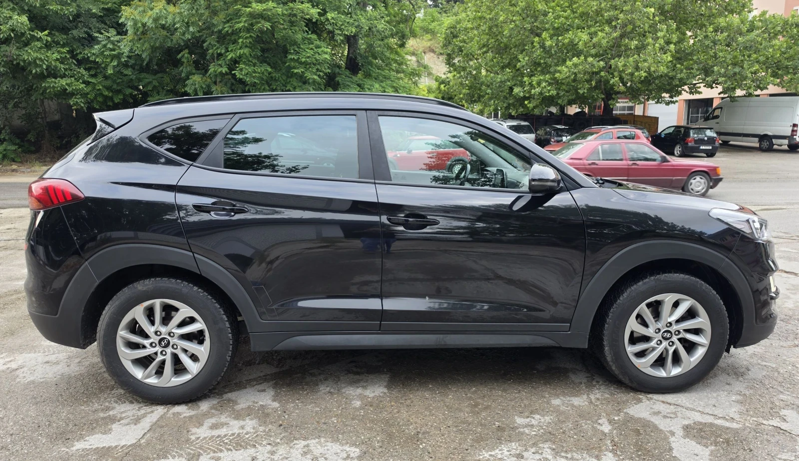 Hyundai Tucson 1.6crdi Фейс Панорама, снимка 8 - Автомобили и джипове - 54789984