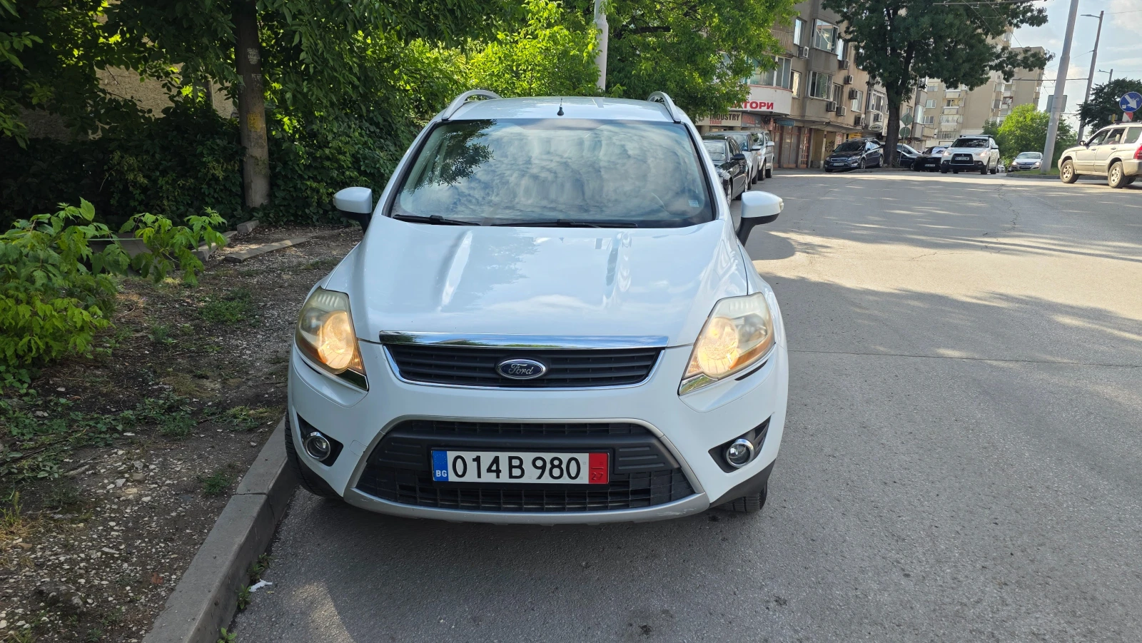 Ford Kuga 2.0d, снимка 13 - Автомобили и джипове - 54887271